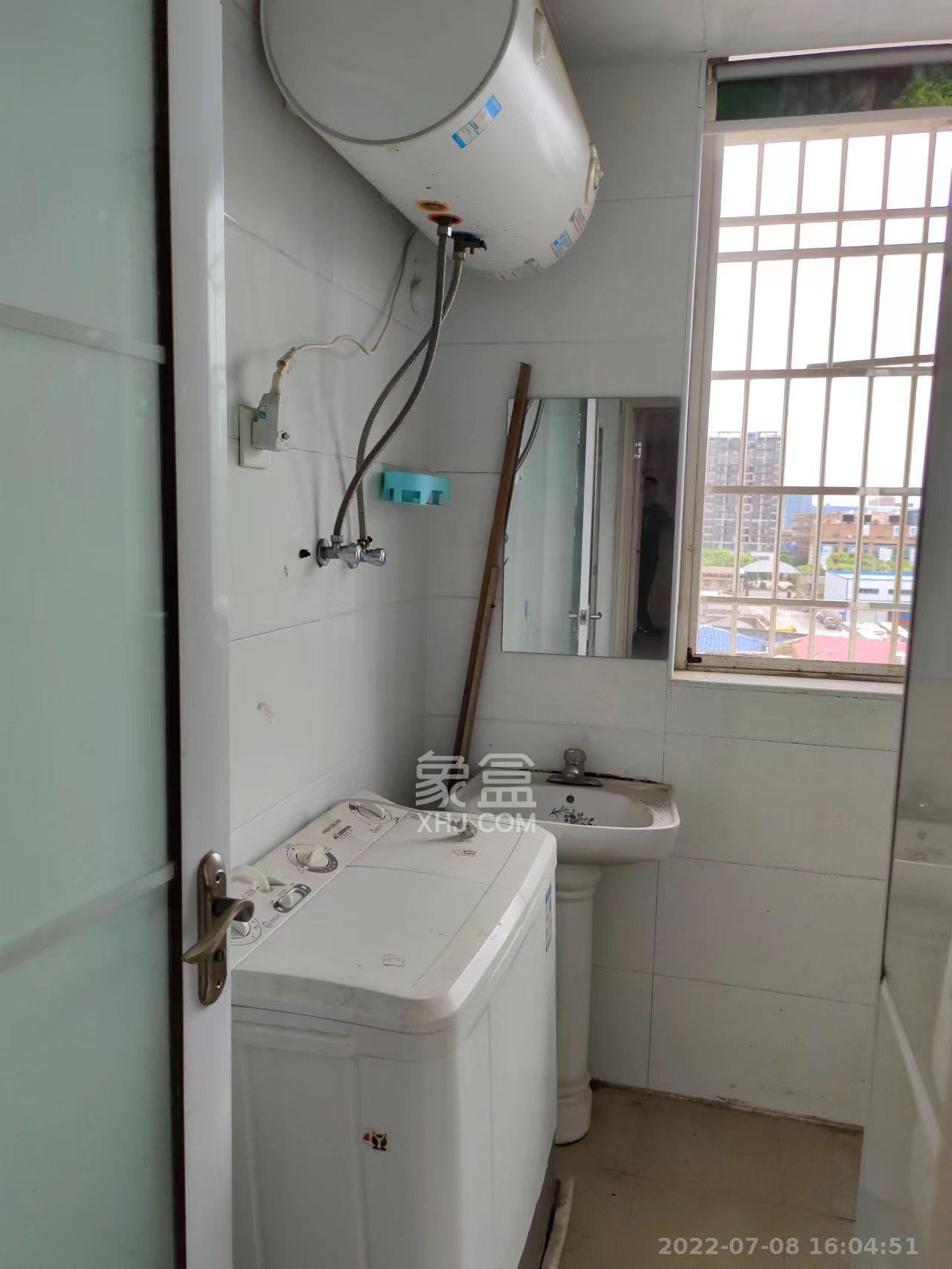 长塘茶园安置小区 2室1厅1卫 1100.00元/月 长塘茶园安置小区 2室1厅1卫 1100.00元/月室内图