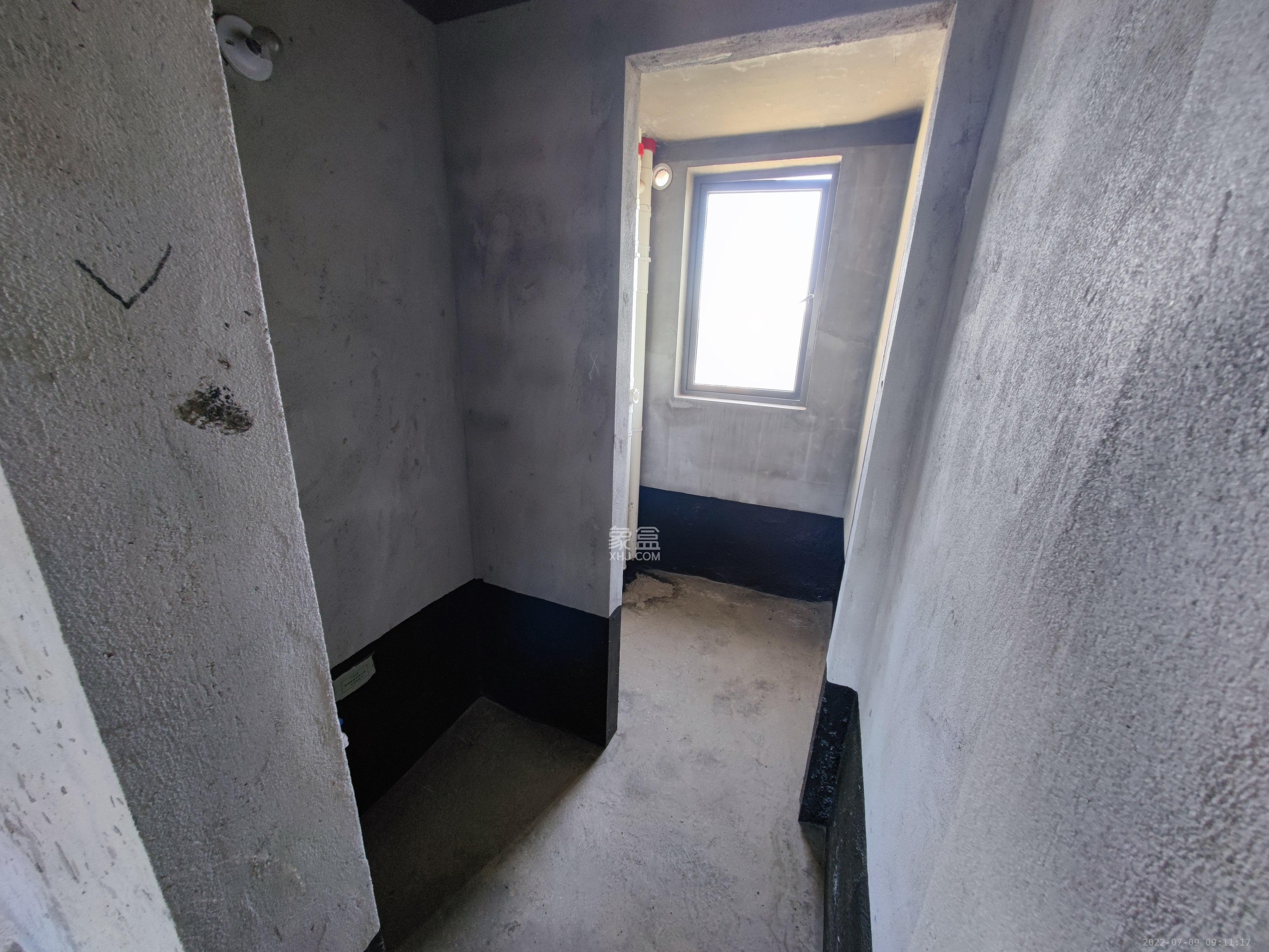 中建悦和城  4室2厅2卫   1200.00元/月室内图