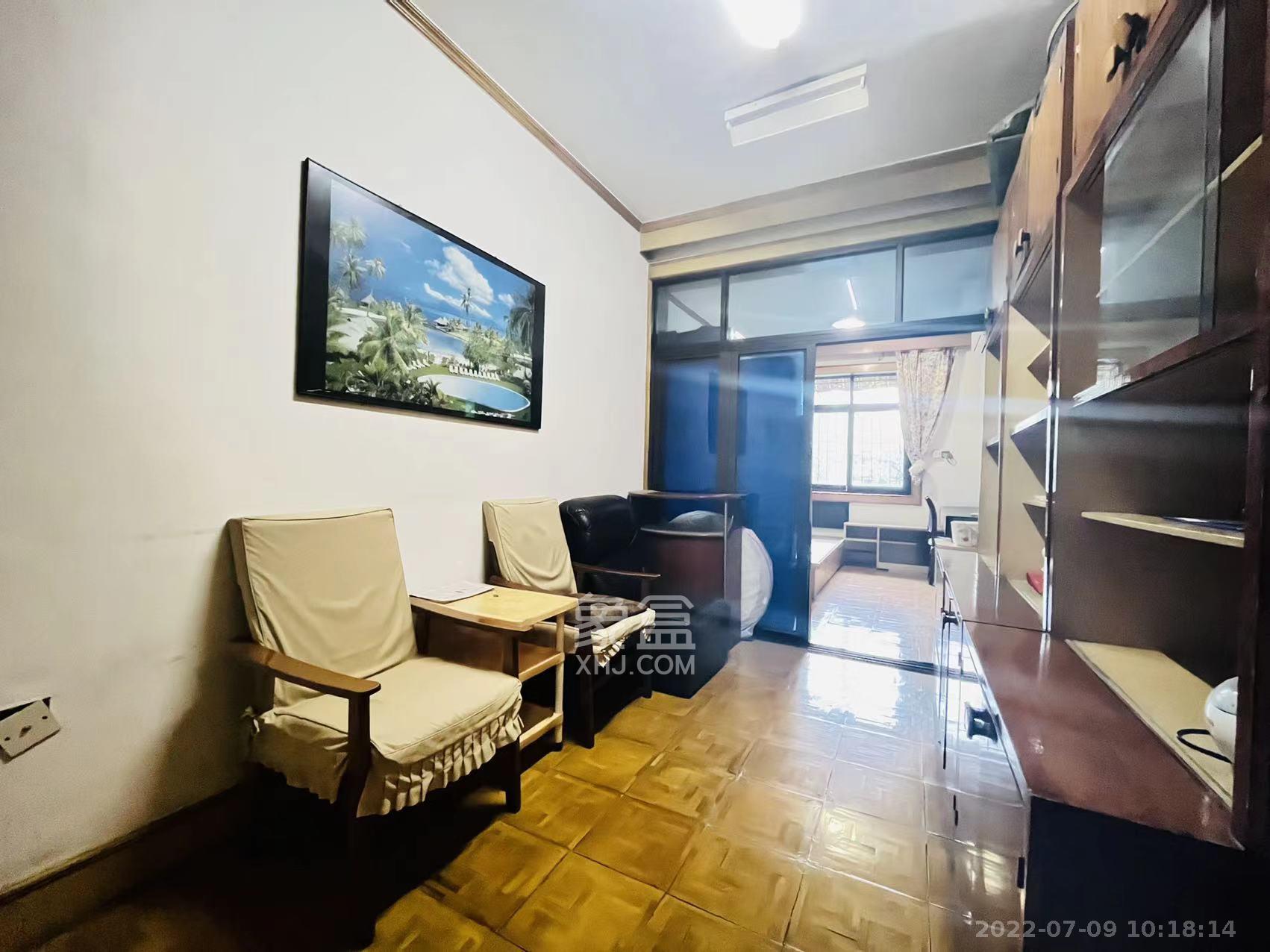 便河边人大宿舍(长沙市人大常委会家属区) 3室1厅1卫 2300.0元/月 便河边人大宿舍(长沙市人大常委会家属区) 3室1厅1卫 2300.0元/月室内图