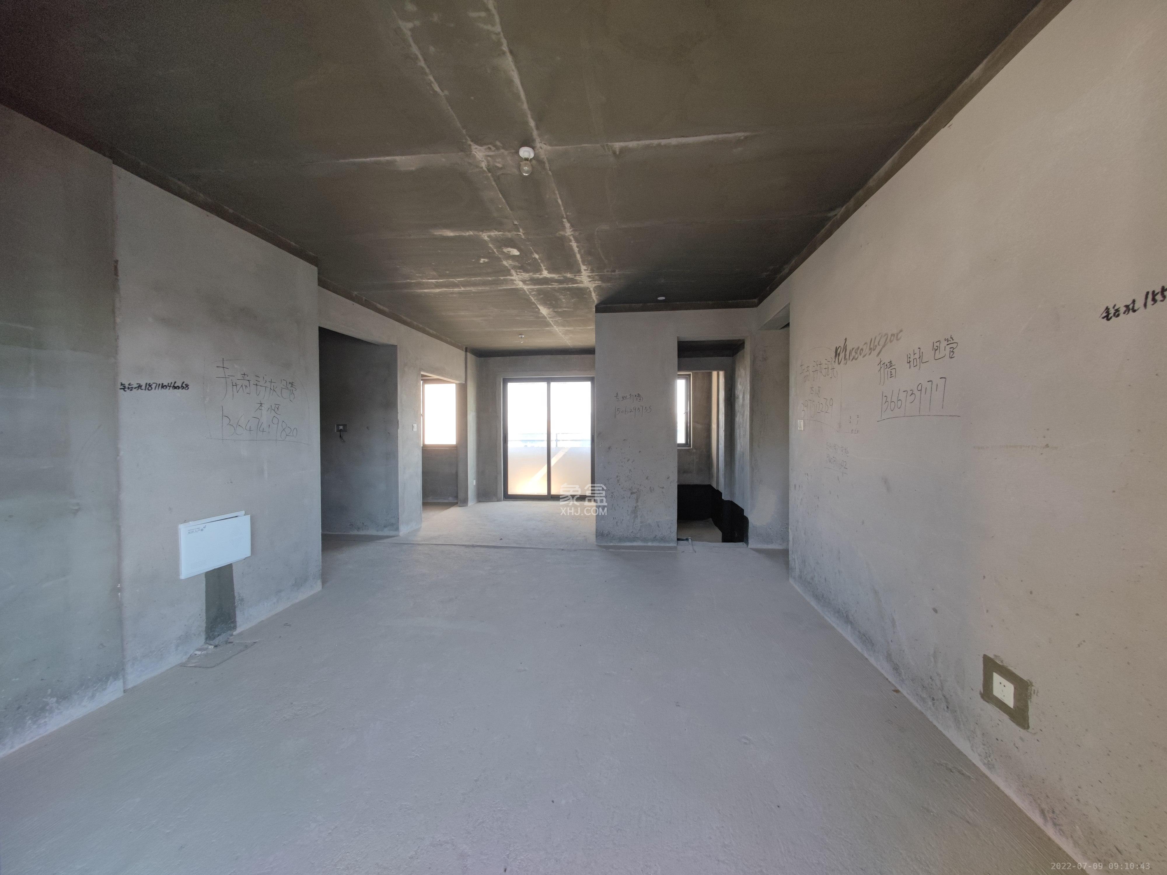 中建悦和城  4室2厅2卫   1200.00元/月室内图1