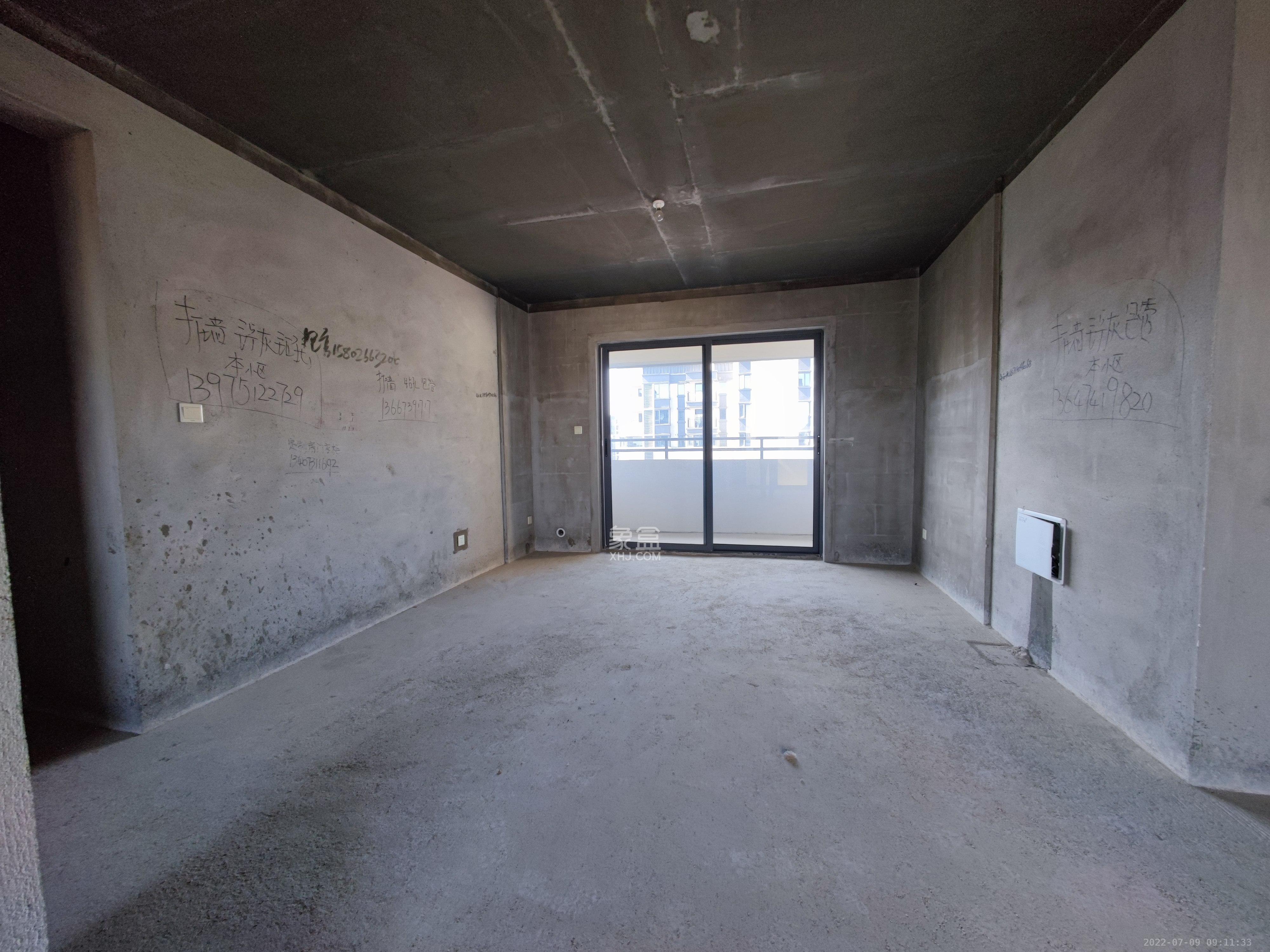 中建悦和城  4室2厅2卫   1200.00元/月室内图