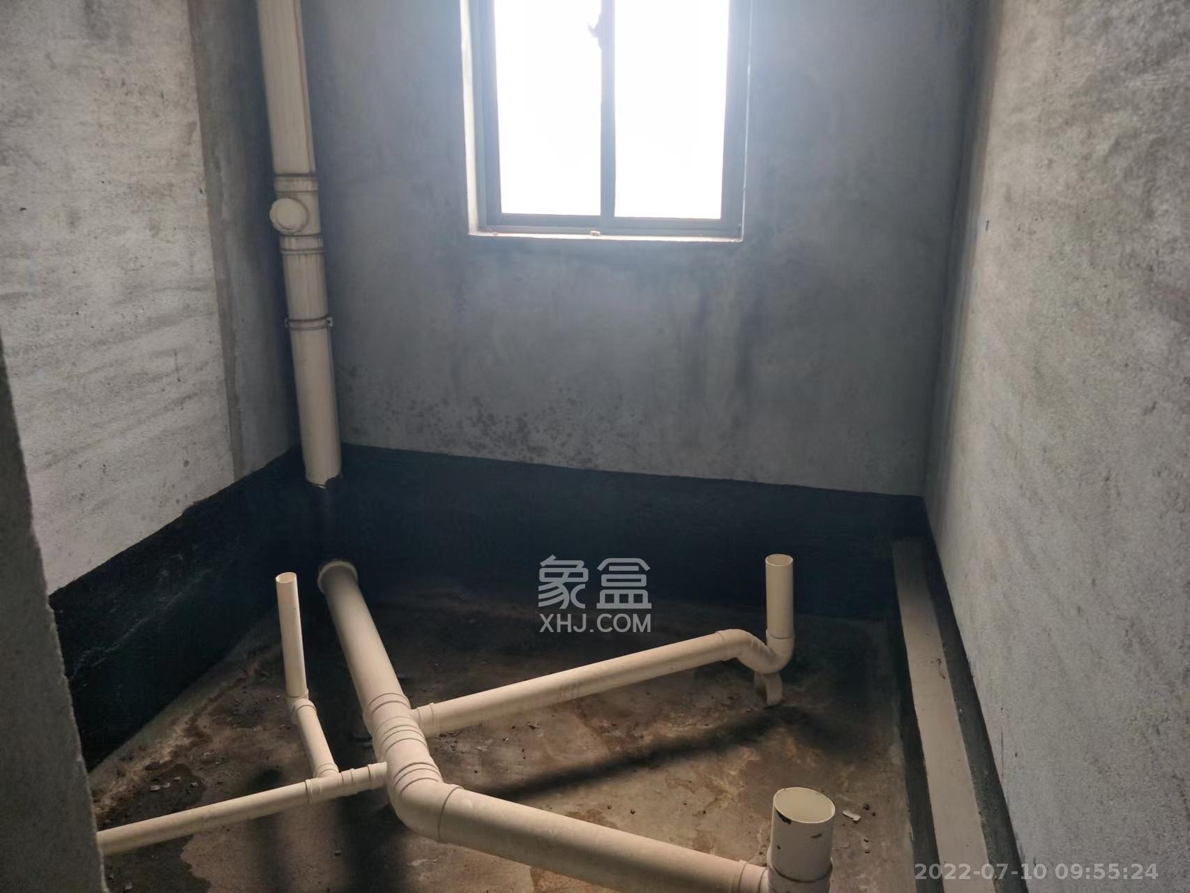鑫远湘府逸园  4室2厅1卫   1800.00元/月室内图