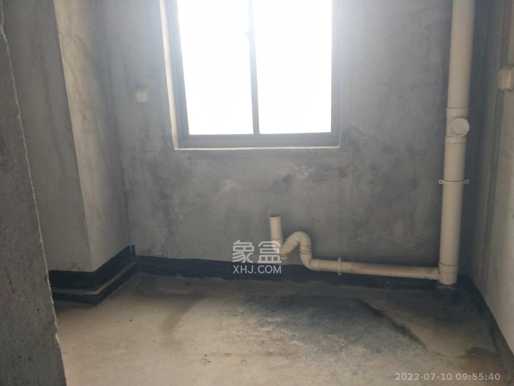鑫远湘府逸园  4室2厅1卫   1800.00元/月室内图