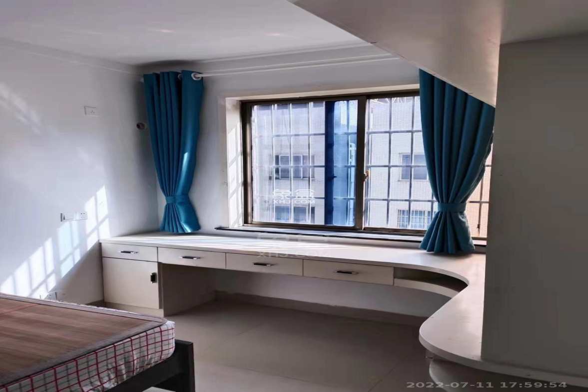 石宋路99号东程工业品市场 3室2厅1卫 1200.00元/月 石宋路99号东程工业品市场 3室2厅1卫 1200.00元/月室内图