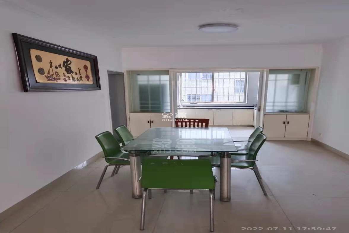 石宋路99号东程工业品市场 3室2厅1卫 1200.00元/月 石宋路99号东程工业品市场 3室2厅1卫 1200.00元/月室内图