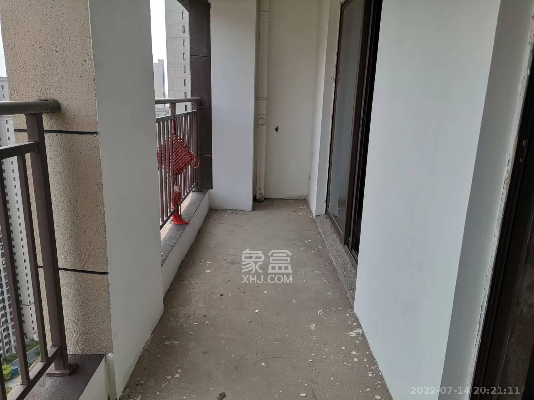 卓越浅水湾  3室2厅2卫   2000.00元/月室内图1