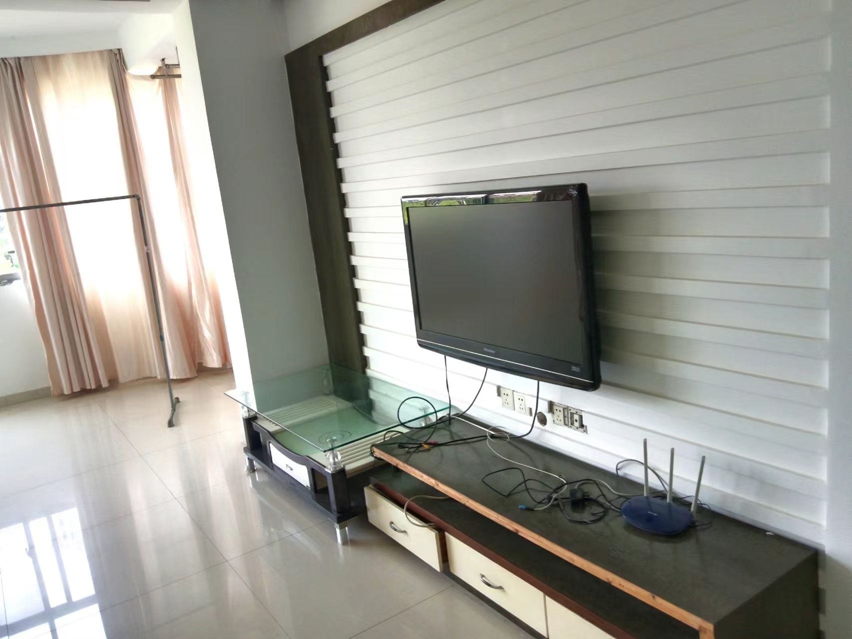 荷塘月色  2室2厅1卫   1500.00元/月室内图