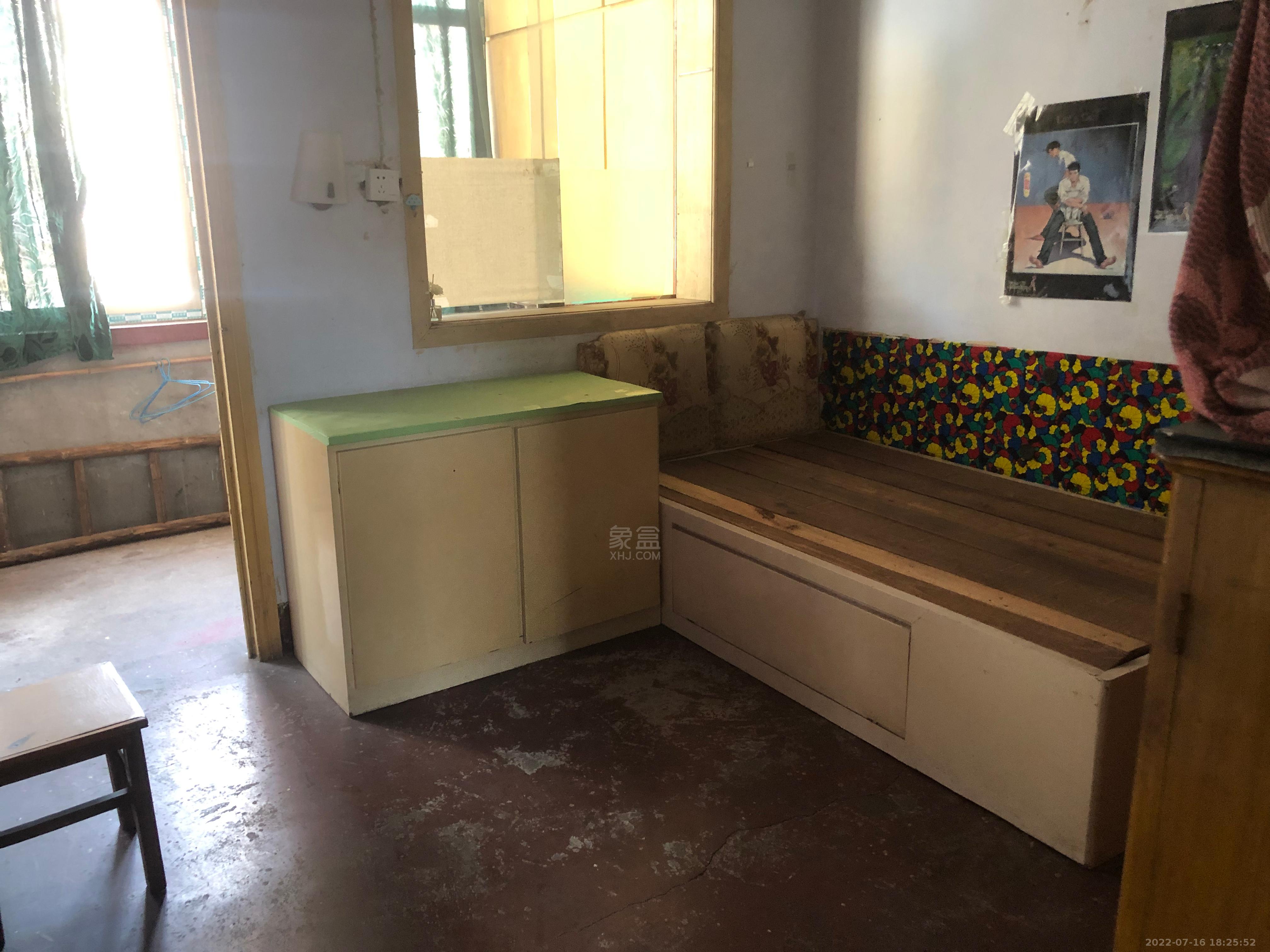 野鸭冲（新屋街）  2室1厅1卫   800.00元/月室内图
