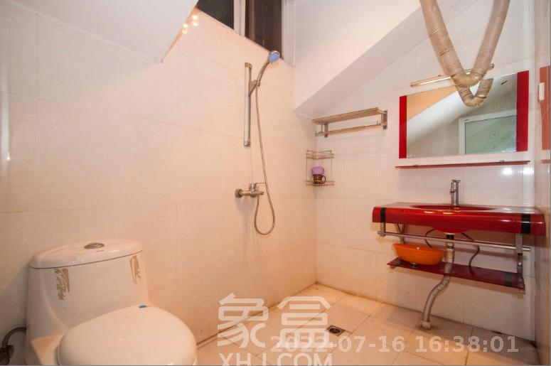 景环小区  4室2厅1卫   2200.00元/月室内图