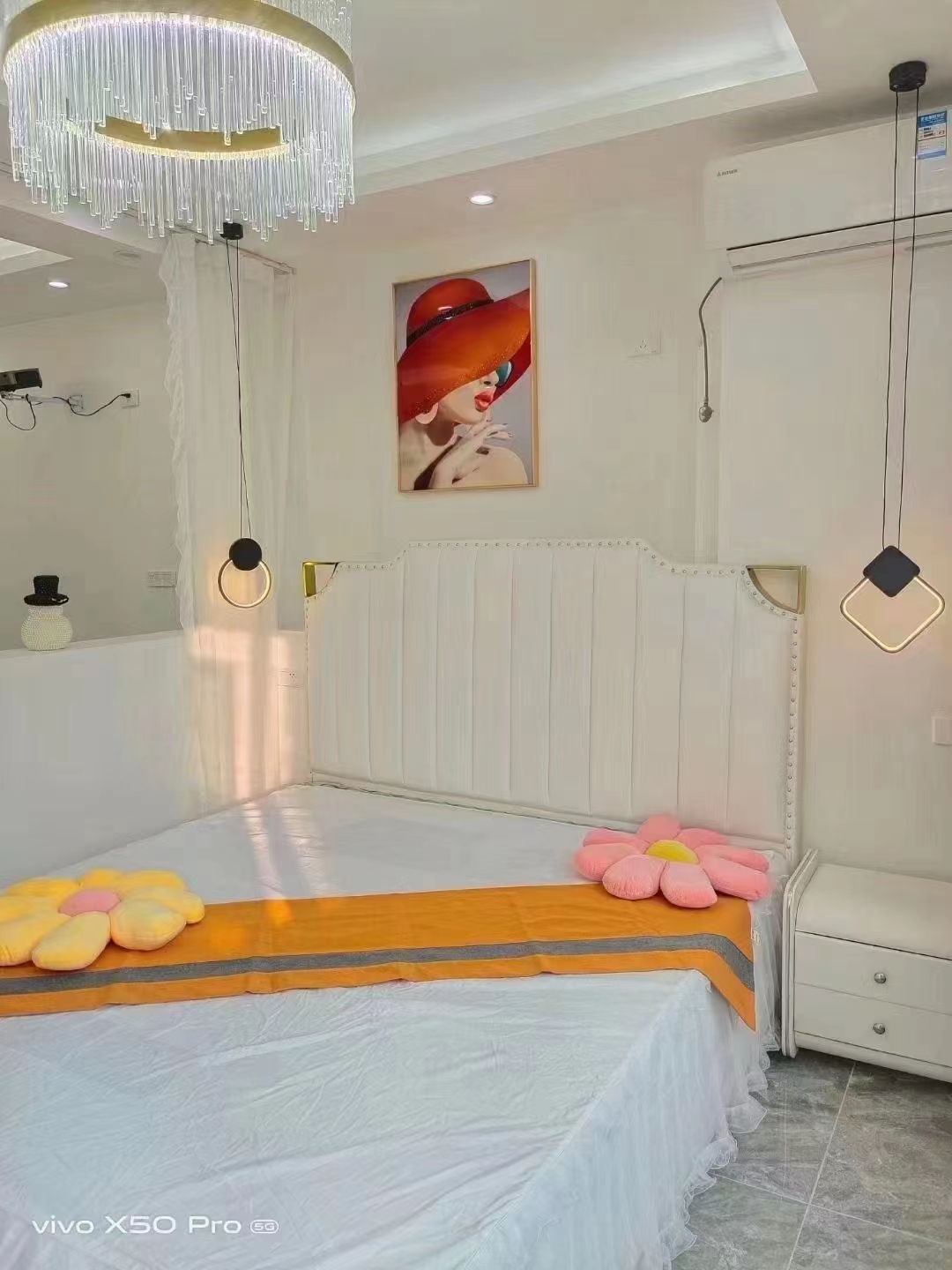 富力新天地一二期 1室1厅1卫 1900.00元/月 富力新天地一二期 1室1厅1卫 1900.00元/月室内图