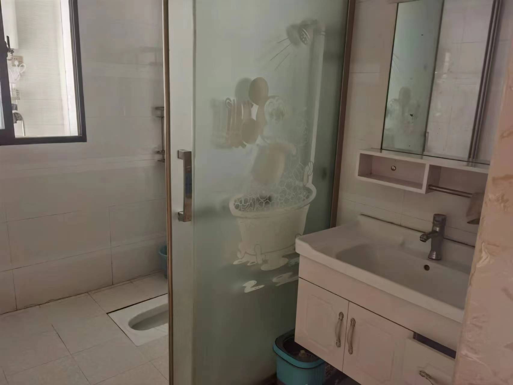 珠江愉景新城  2室1厅1卫   1600.00元/月室内图