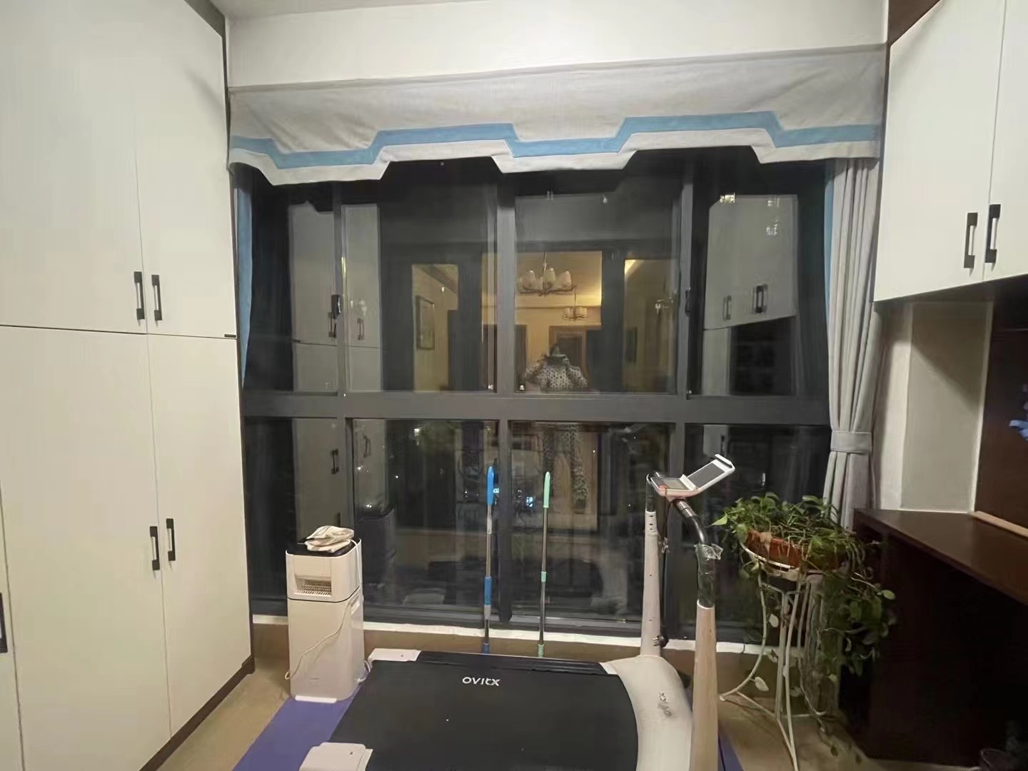 恒大绿洲  2室2厅1卫   2000.00元/月室内图