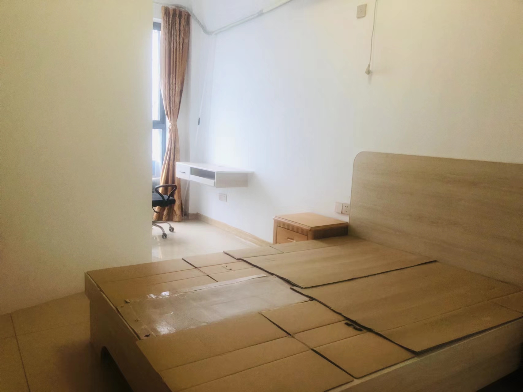 新九龙环球商业广场  2室1厅1卫   1100.00元/月室内图