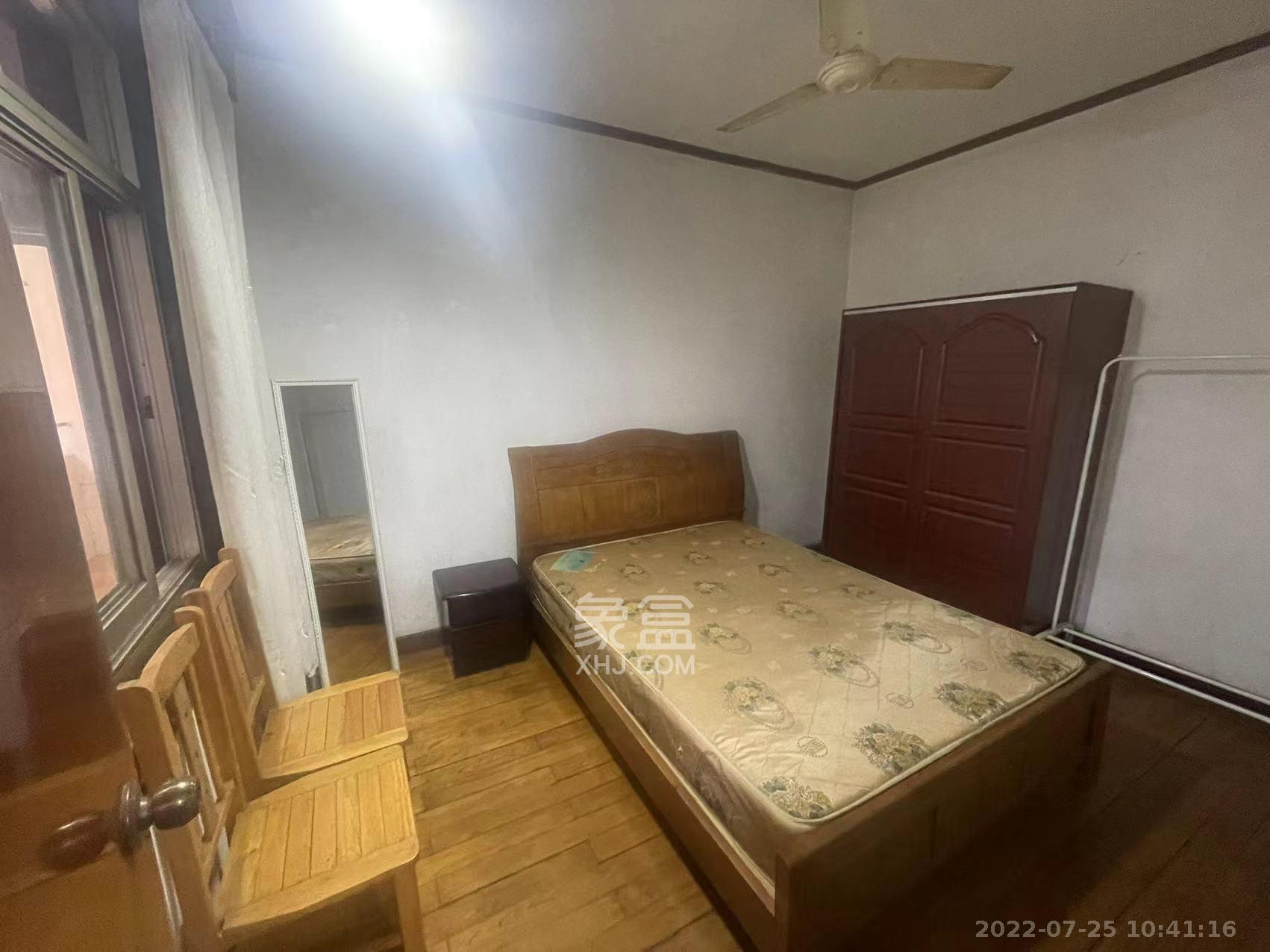 环城堤综合楼(产权如意街综合楼) 1室1厅1卫 1700.0元/月 环城堤综合楼(产权如意街综合楼) 1室1厅1卫 1700.0元/月室内图