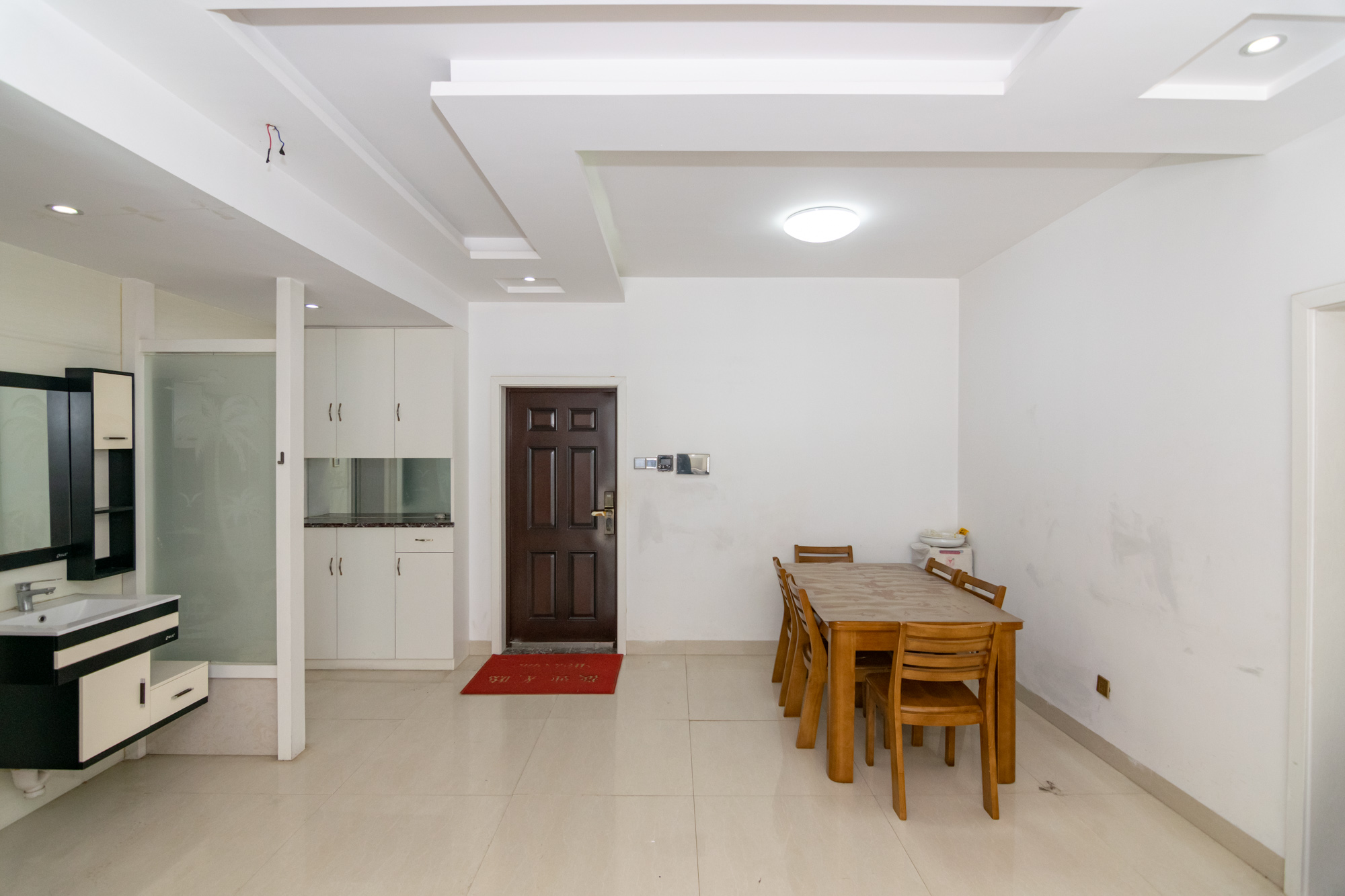 勤诚达新界 2室2厅1卫 91.8万 勤诚达新界 2室2厅1卫 91.8万客厅