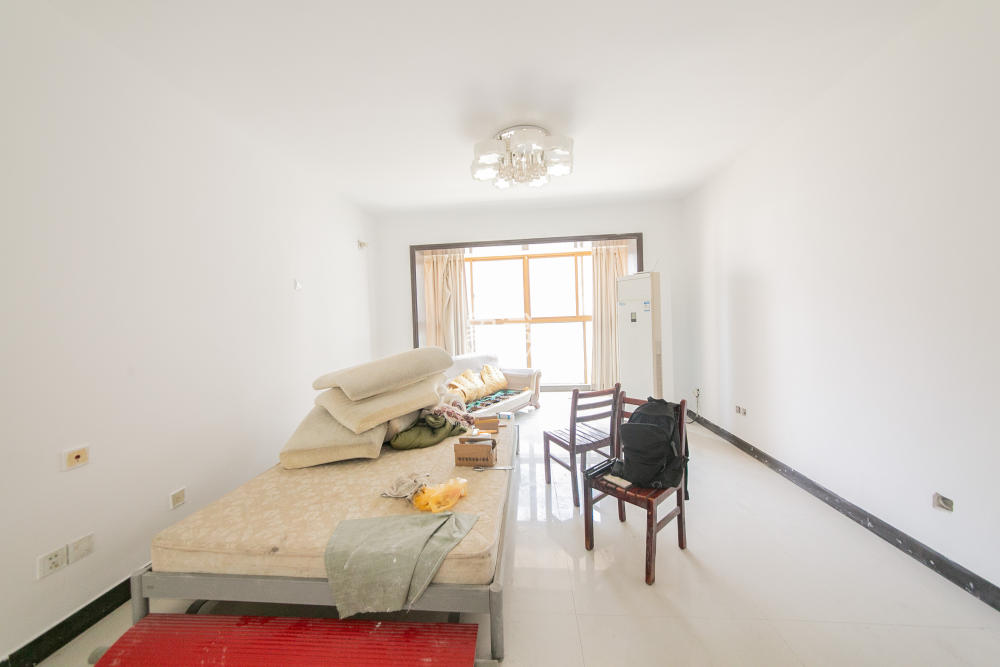 天健芙蓉盛世一期  3室2厅1卫    145.0万