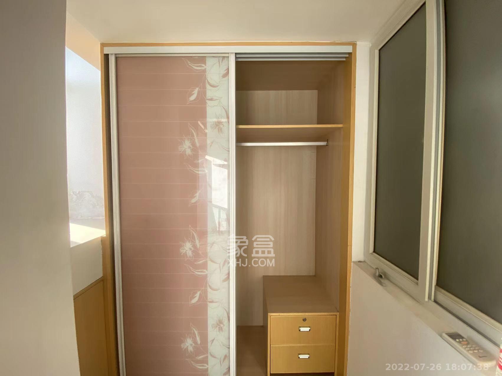 中远公馆  1室1厅1卫   1600.00元/月室内图1
