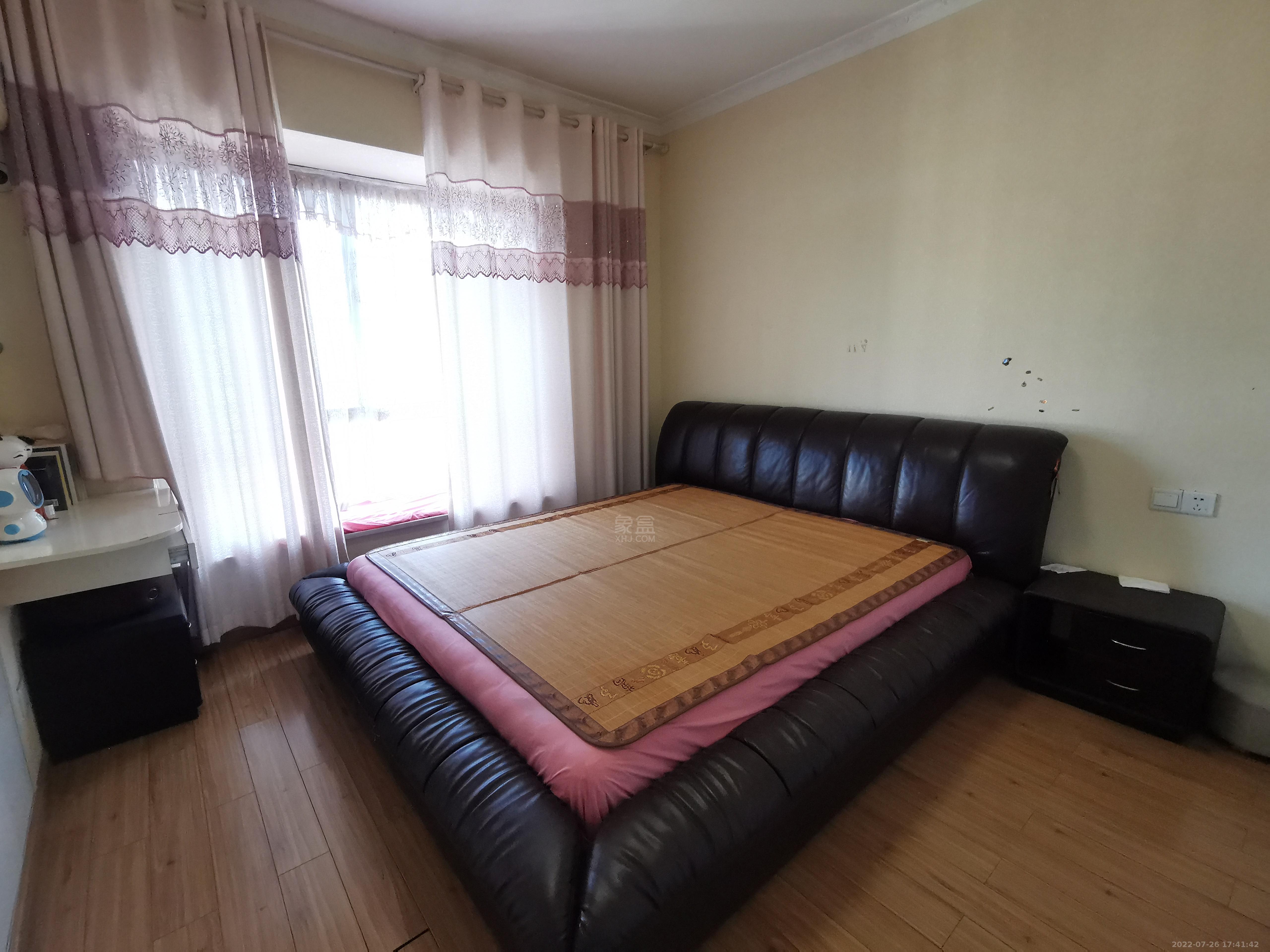 裕景龙苑  3室1厅1卫   1800.00元/月室内图