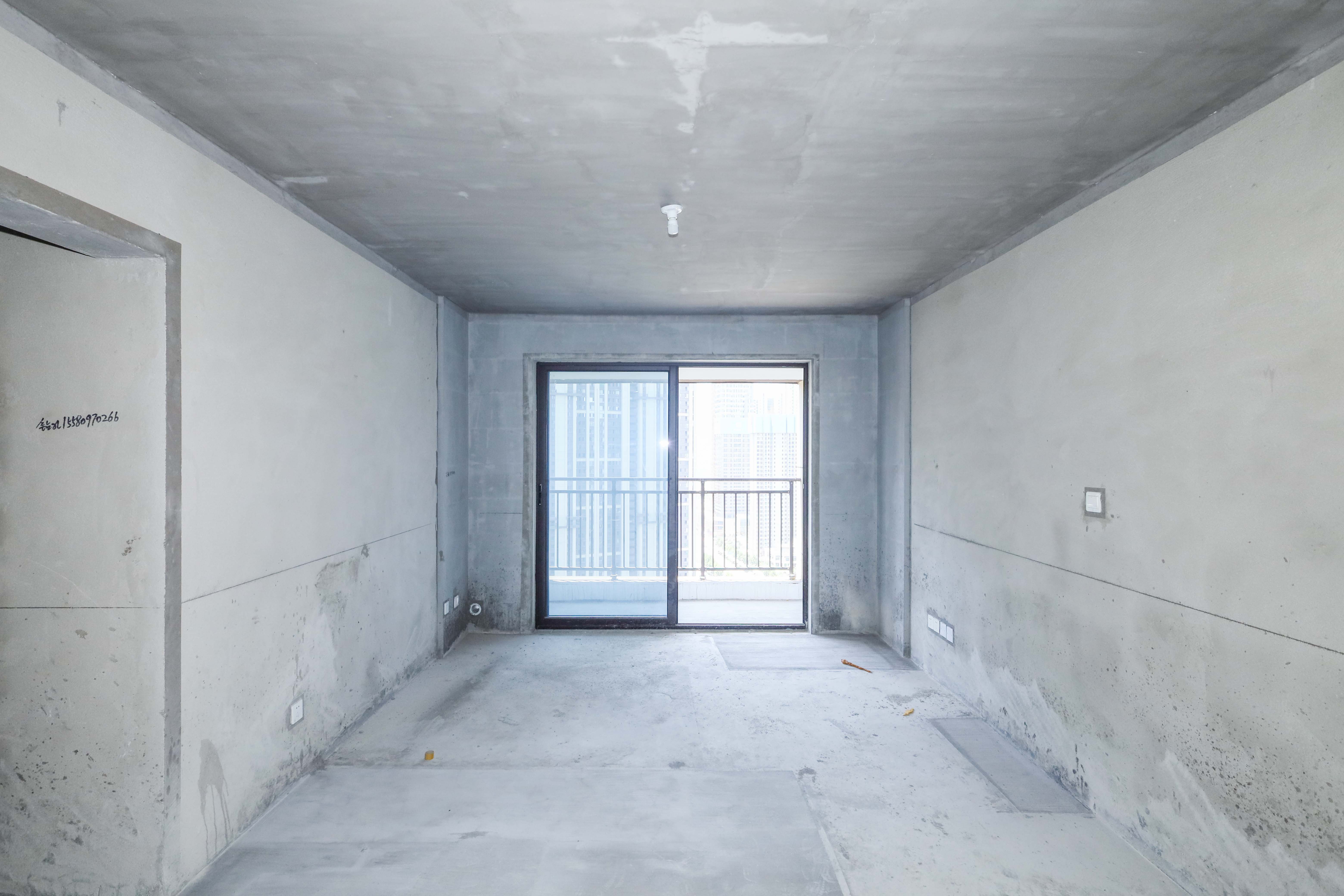 中国铁建梅溪青秀三期  3室2厅2卫   175.00万其他