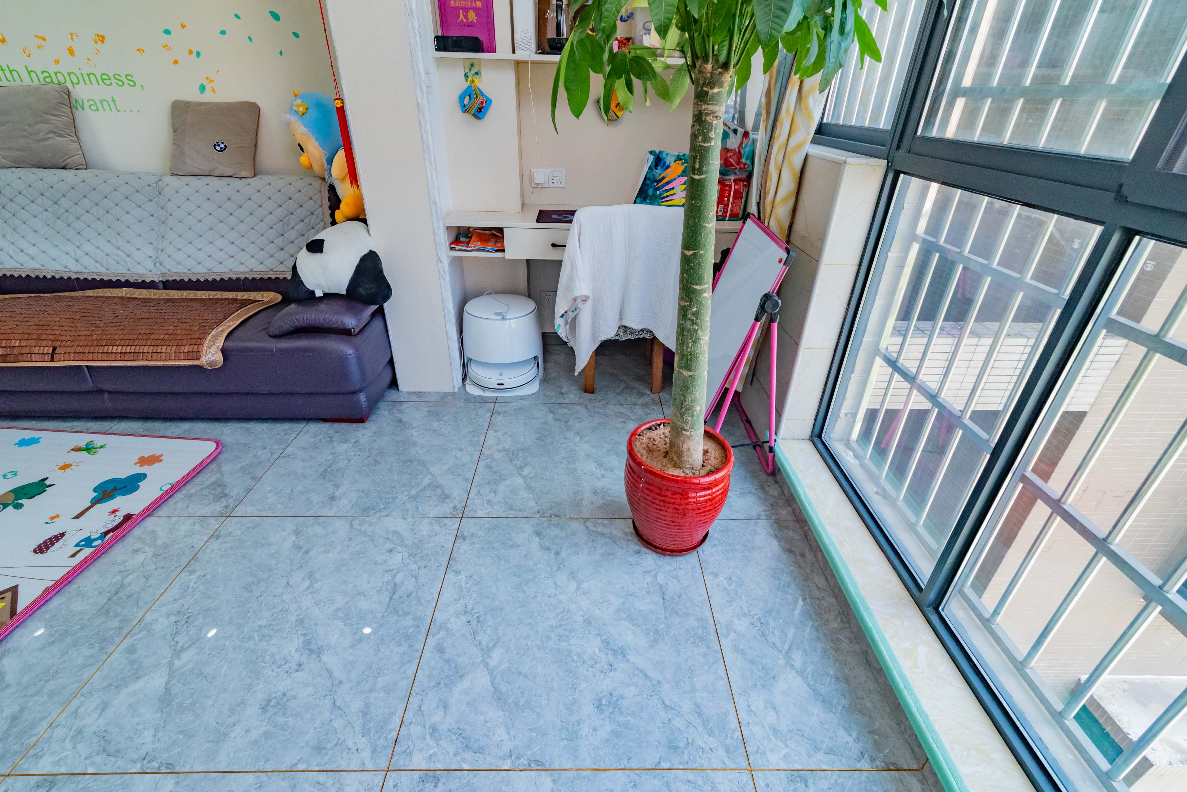 申湘宽境  4室2厅2卫    69.8万 申湘宽境  4室2厅2卫    69.8万阳台