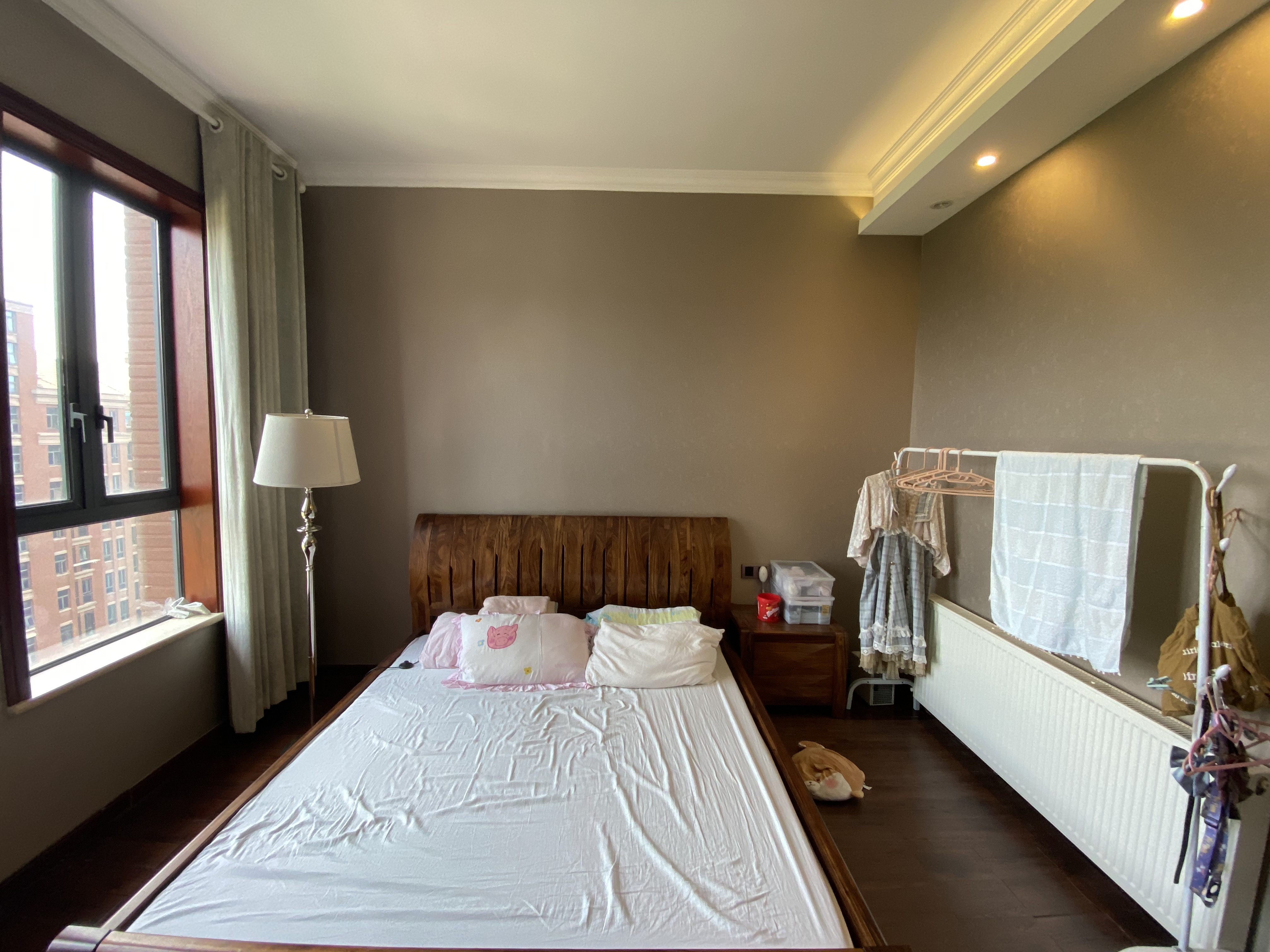 中隆国际御玺  4室2厅2卫    319.0万卧室