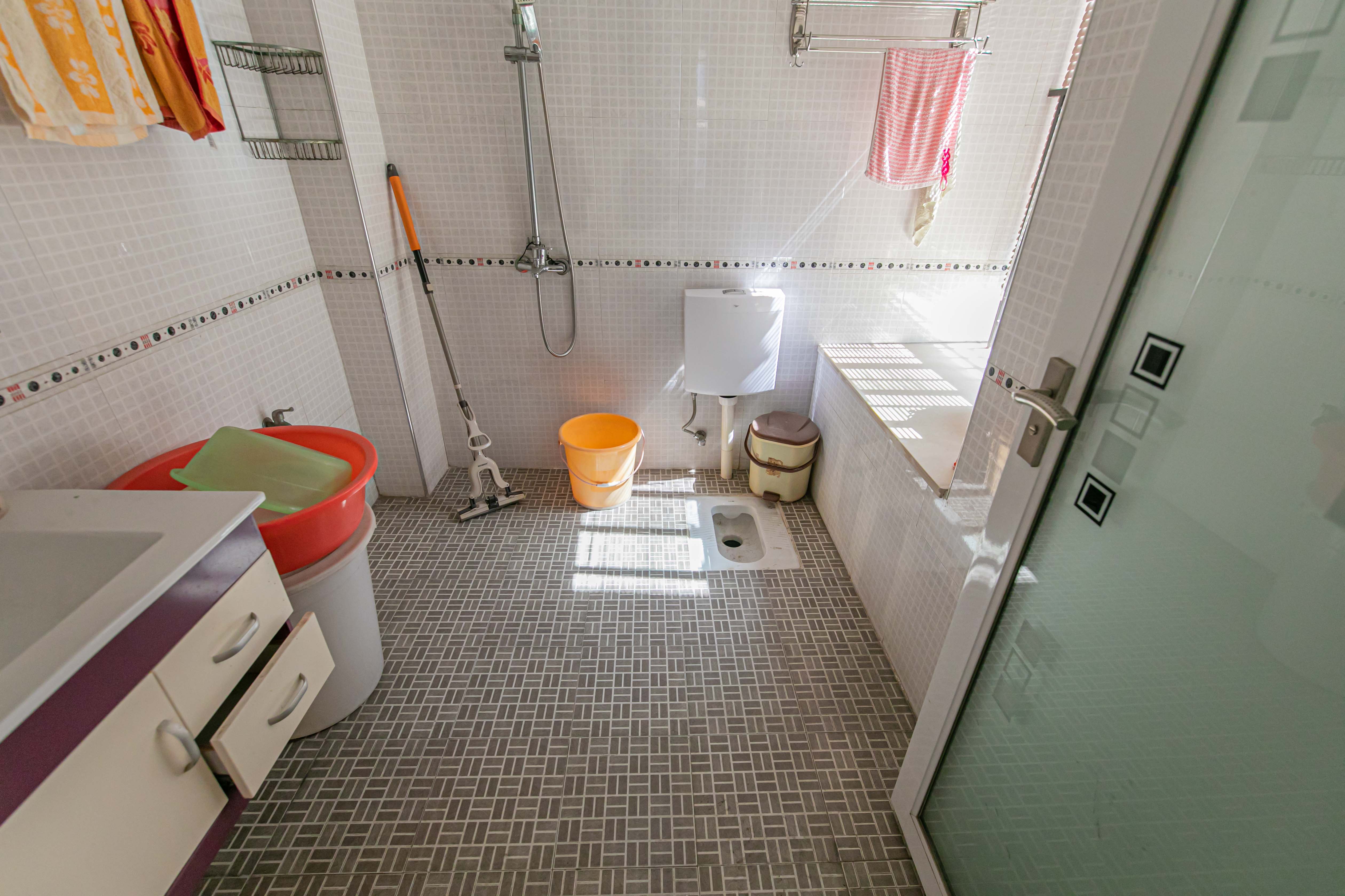 华润凤凰城一期  2室2厅1卫    60.8万卫生间