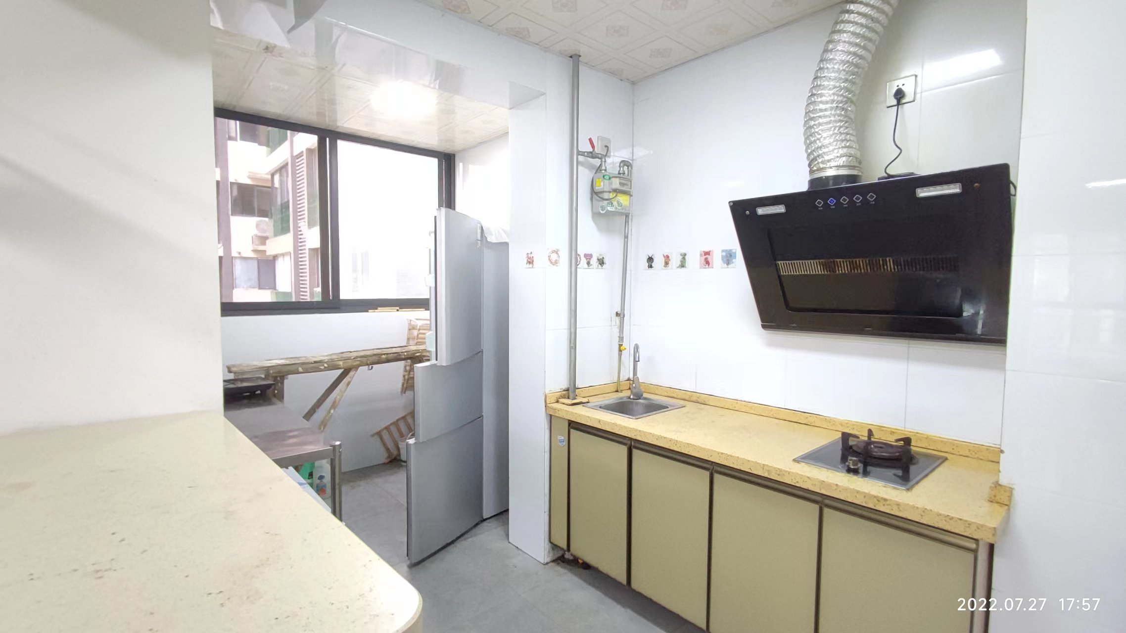 中天会展城B区  2室1厅1卫   2200.00元/月室内图