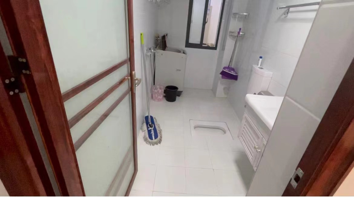 山水洲城华晨第一城 3室2厅1卫 81.8万 山水洲城华晨第一城 3室2厅1卫 81.8万客厅