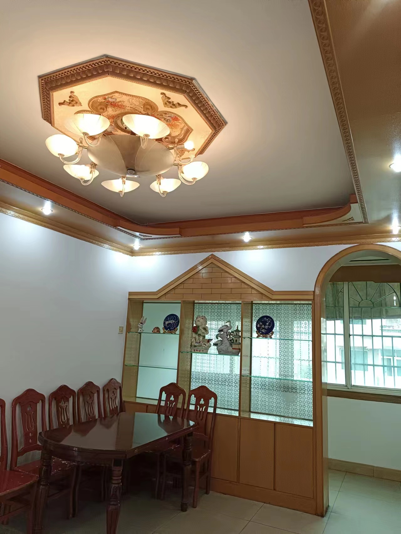 湘银小区  3室2厅2卫    55.8万 湘银小区  3室2厅2卫    55.8万客厅