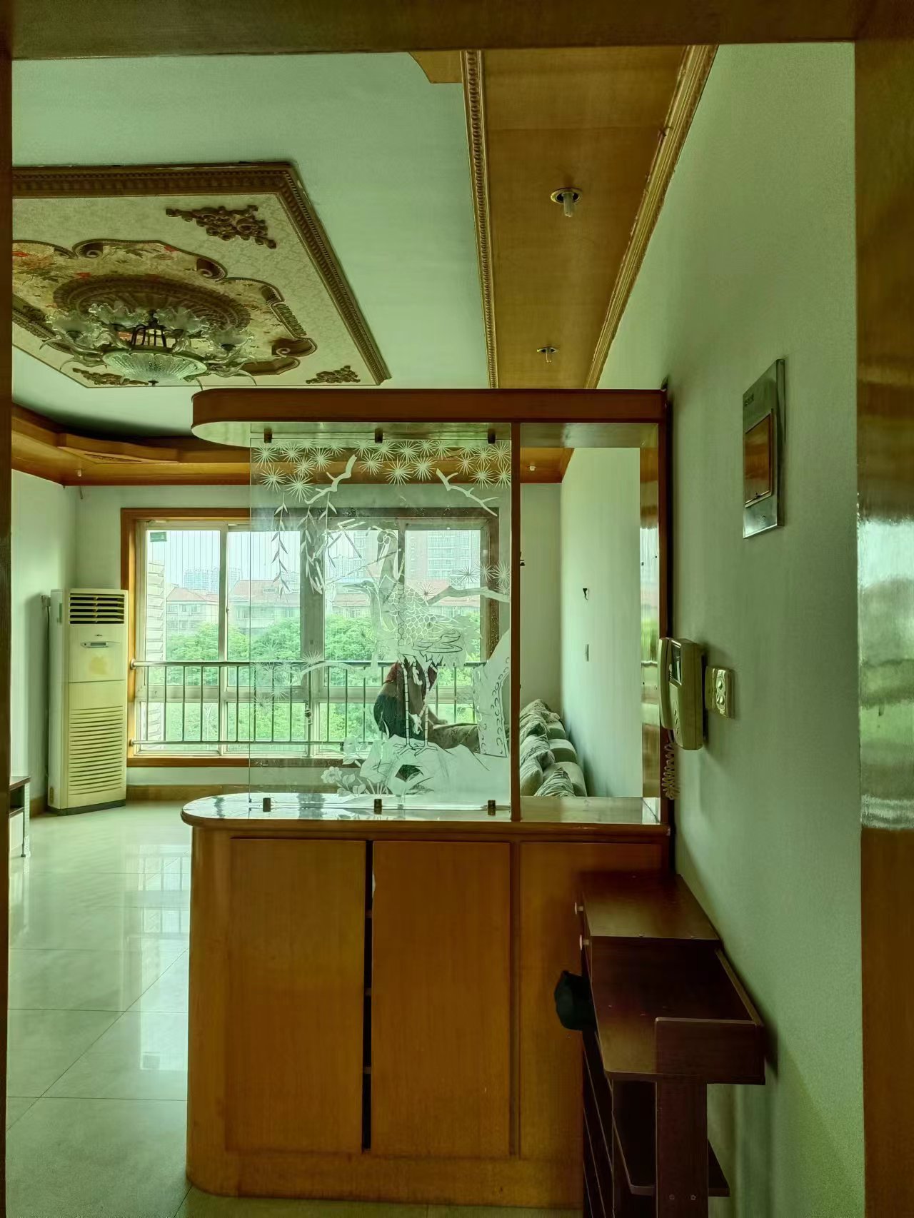 湘银小区  3室2厅2卫    55.8万 湘银小区  3室2厅2卫    55.8万客厅