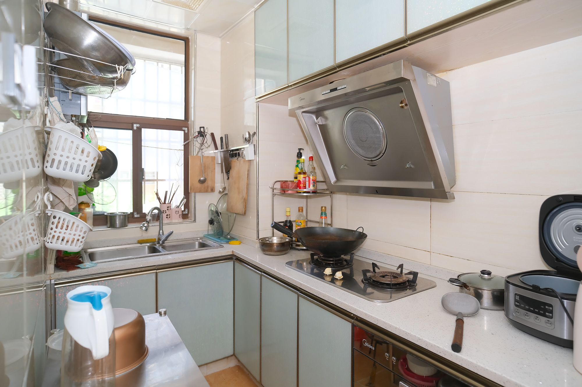 四季星城  3室2厅2卫    85.8万 四季星城  3室2厅2卫    85.8万厨房