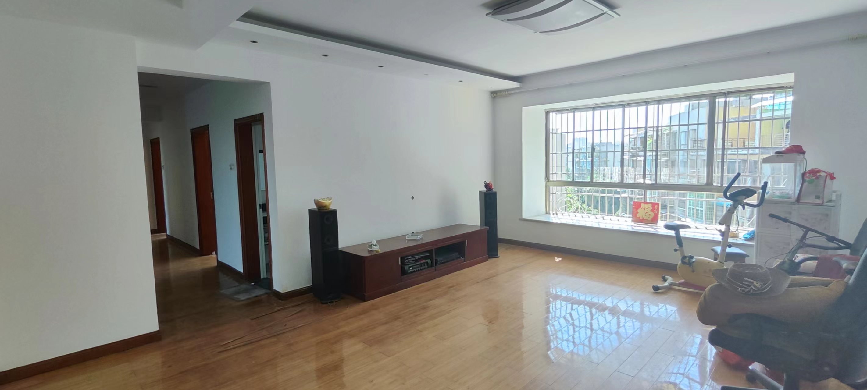 蓝盾景园一期  4室2厅1卫    107.0万 蓝盾景园一期  4室2厅1卫    107.0万