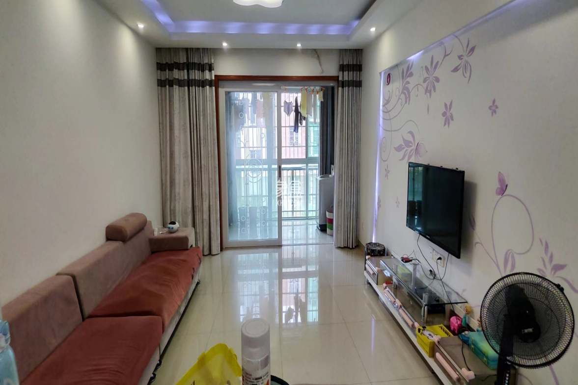 香竹园小区 3室1厅1卫 52.0万 香竹园小区 3室1厅1卫 52.0万客厅