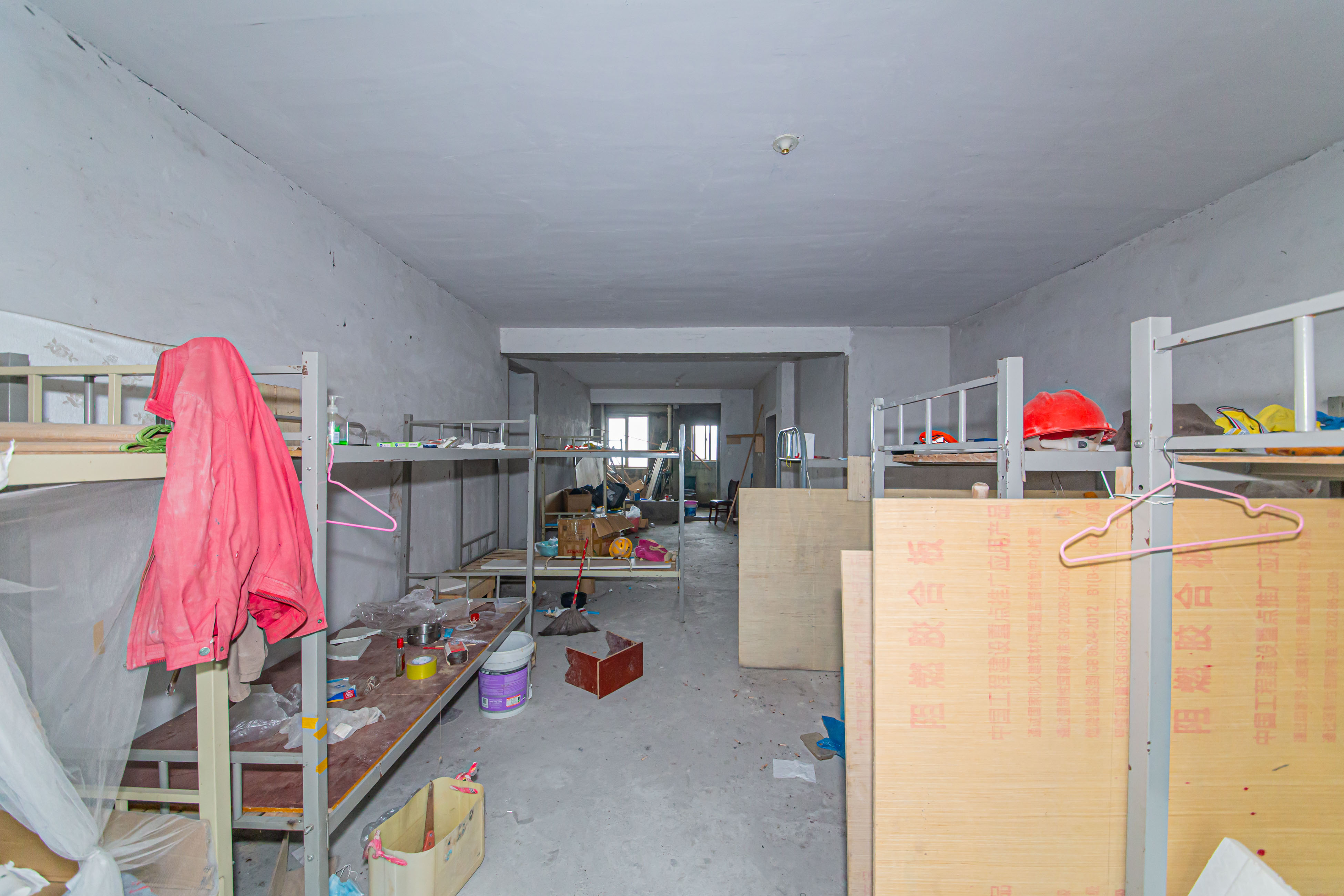 长运锦园  4室2厅2卫   114.80万其他