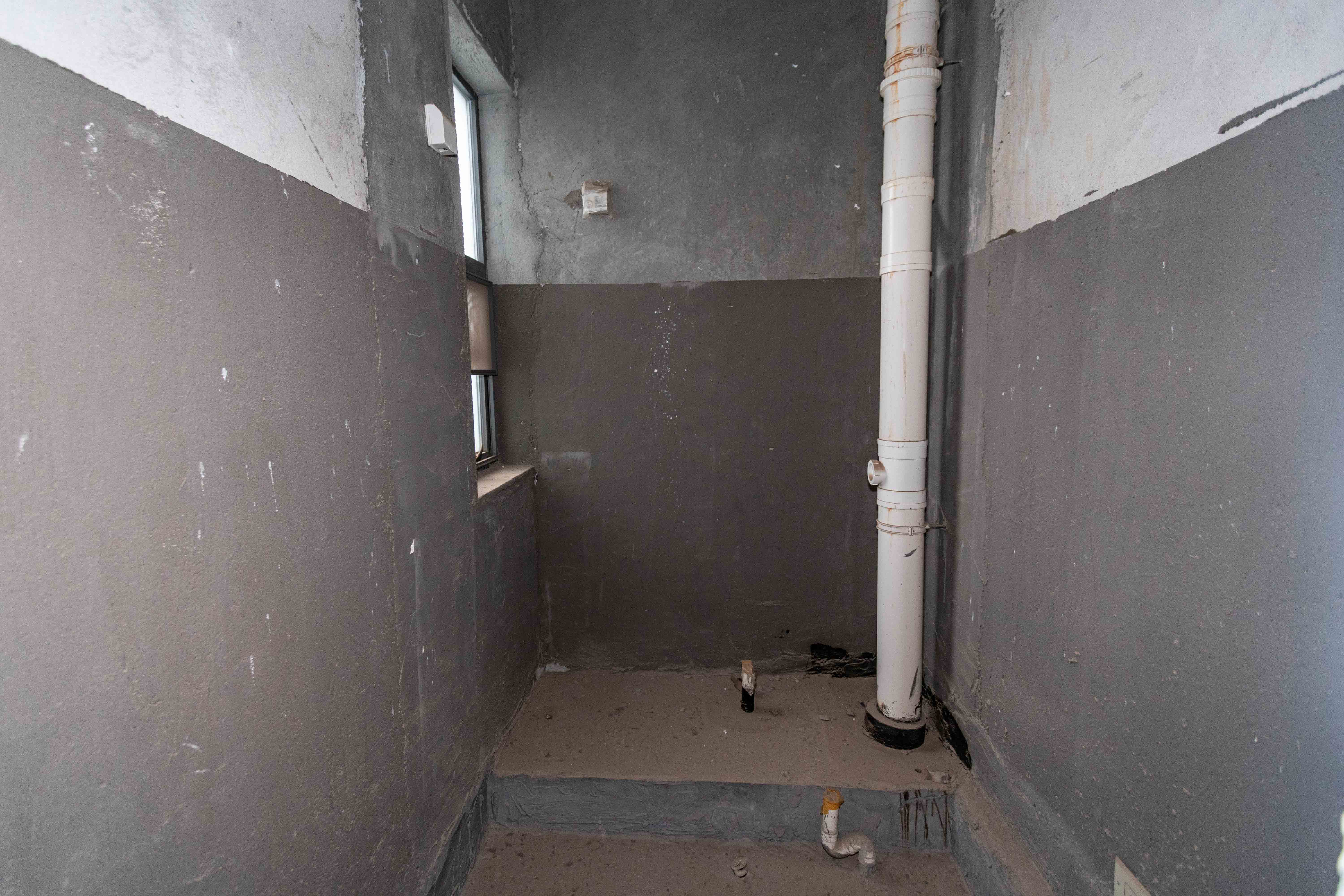 颐和佳园 6室2厅2卫 268.0万 颐和佳园 6室2厅2卫 268.0万客厅