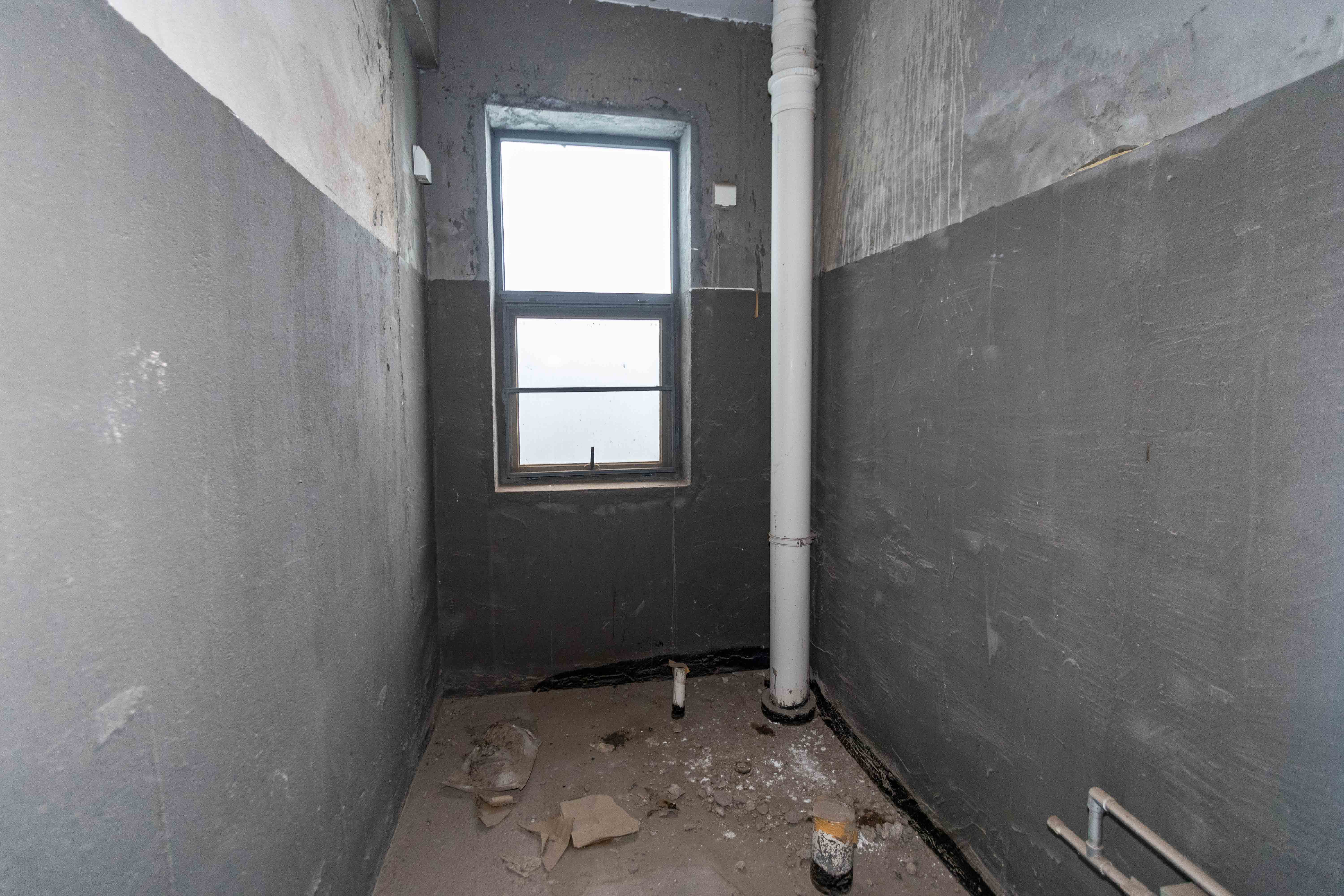 颐和佳园 6室2厅2卫 268.0万 颐和佳园 6室2厅2卫 268.0万客厅