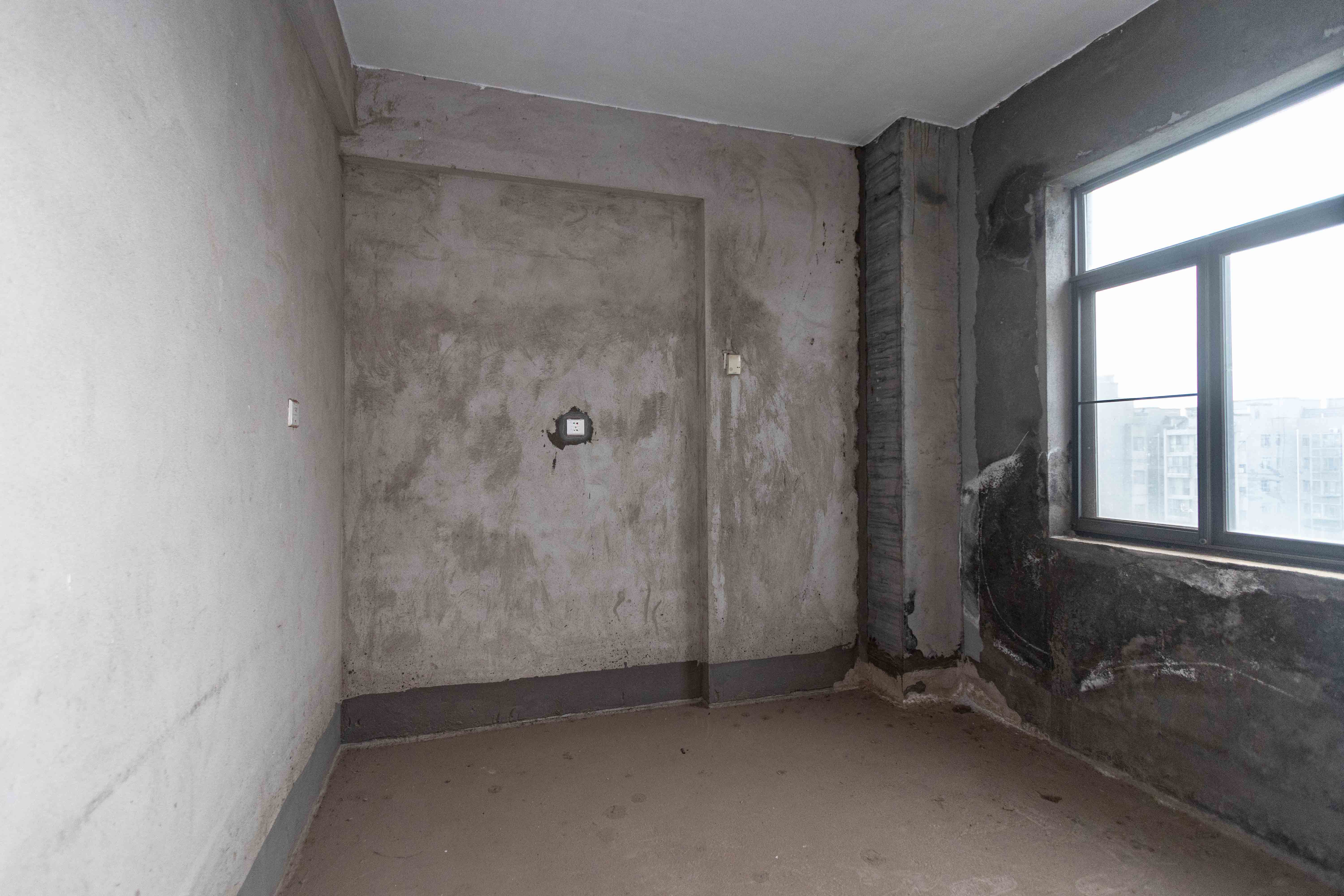 颐和佳园 6室2厅2卫 268.0万 颐和佳园 6室2厅2卫 268.0万其他