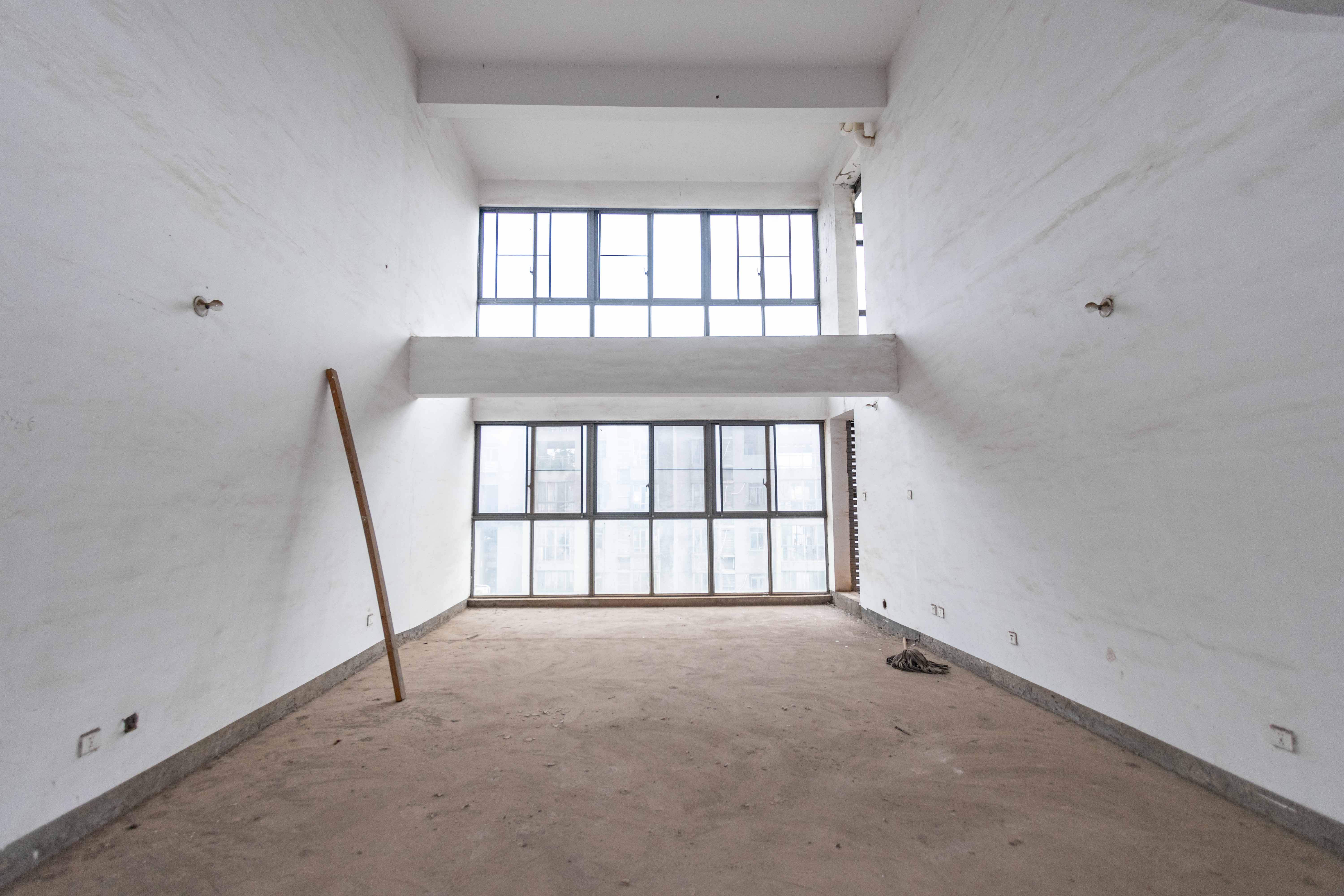 颐和佳园 6室2厅2卫 268.0万 颐和佳园 6室2厅2卫 268.0万其他