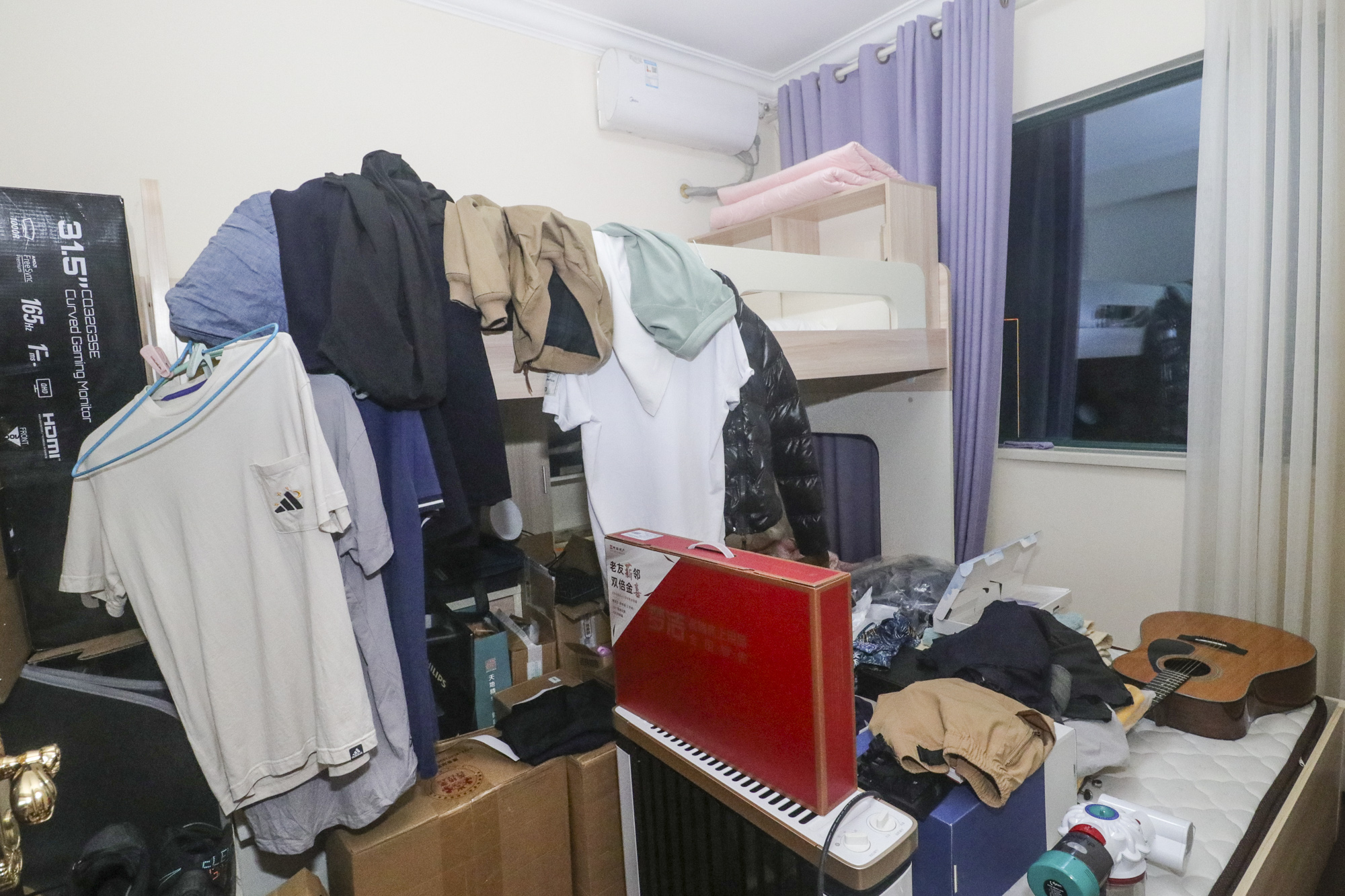 恒大御景湾  2室2厅1卫   126.00万卧室