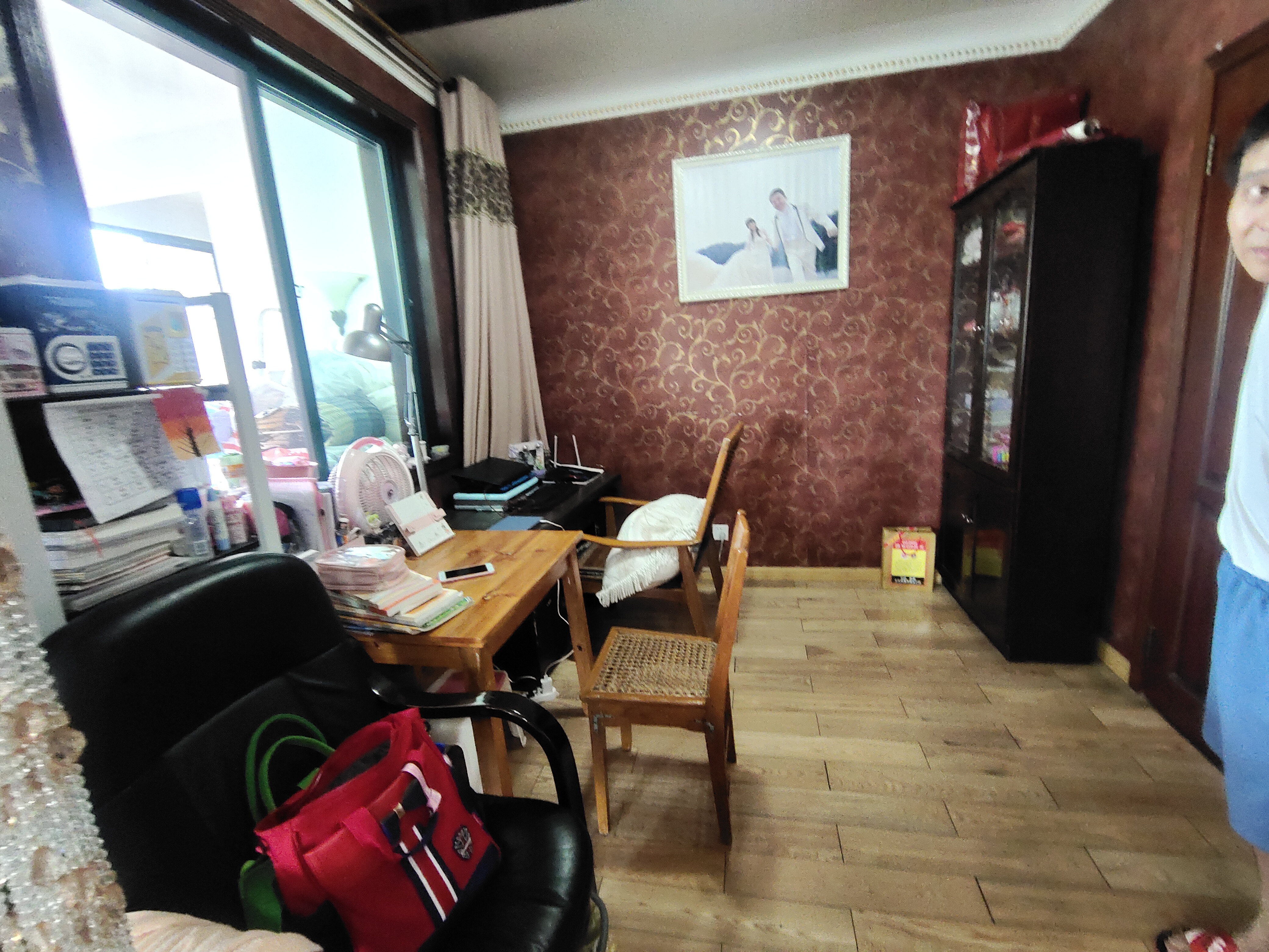 经世皇城 4室2厅2卫 89.8万 经世皇城 4室2厅2卫 89.8万室内图