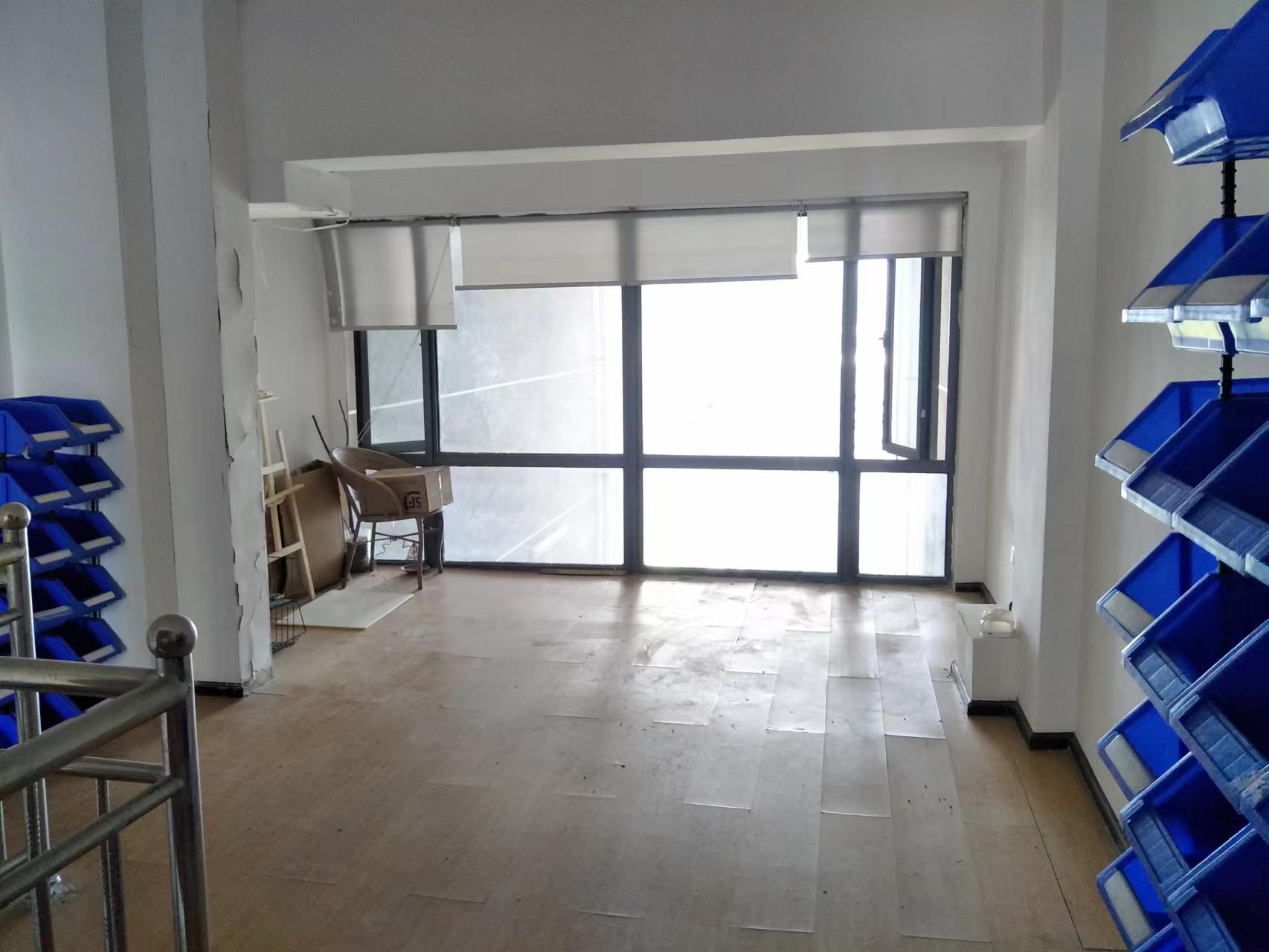 中天会展城SOHO公寓  1室1厅1卫   2500.00元/月室内图