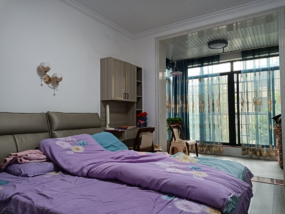 加州阳光小区(吉星阳光) 3室2厅1卫 68.8万 加州阳光小区(吉星阳光) 3室2厅1卫 68.8万客厅