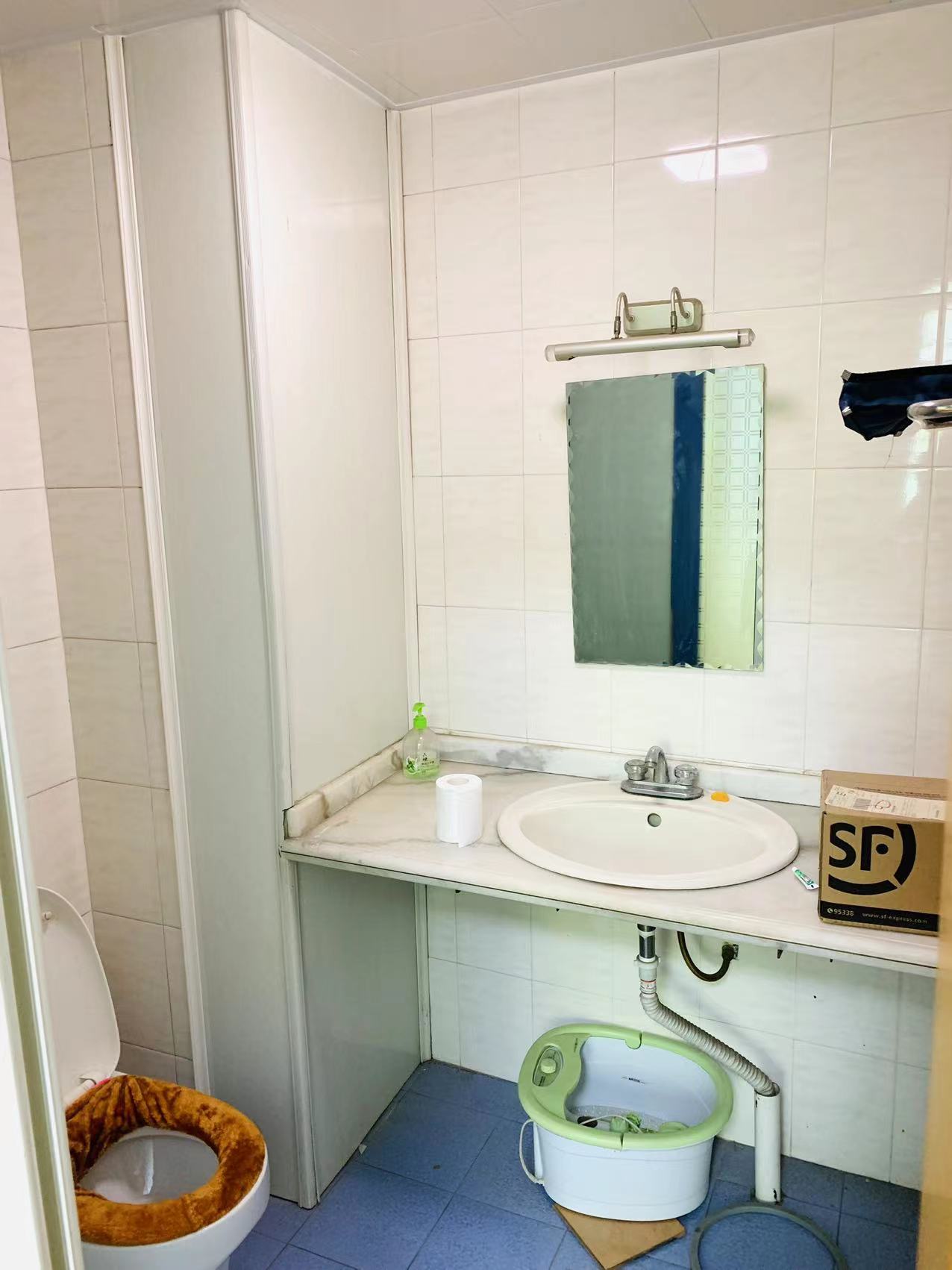 芷兰居  4室2厅2卫   2200.00元/月室内图