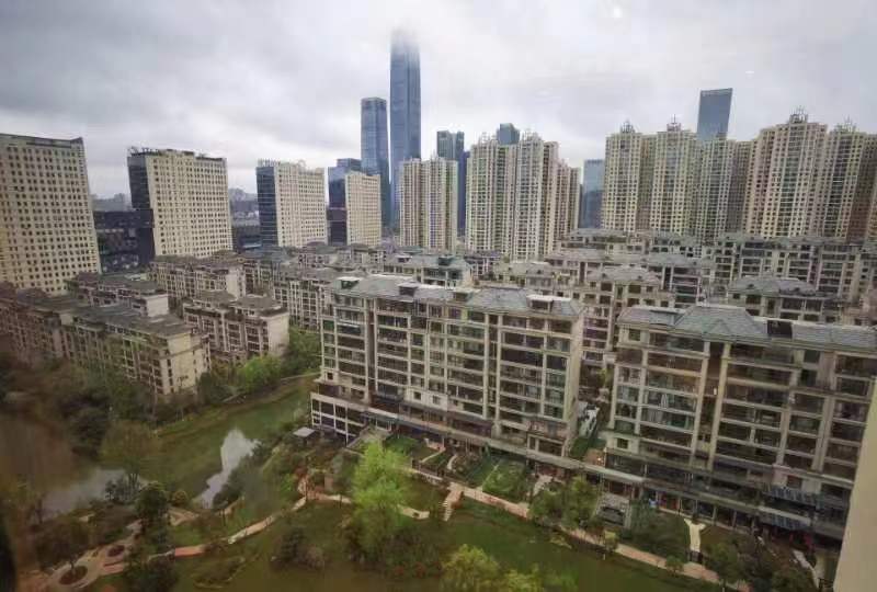 美的林城时代  4室2厅2卫   7000.00元/月户型图