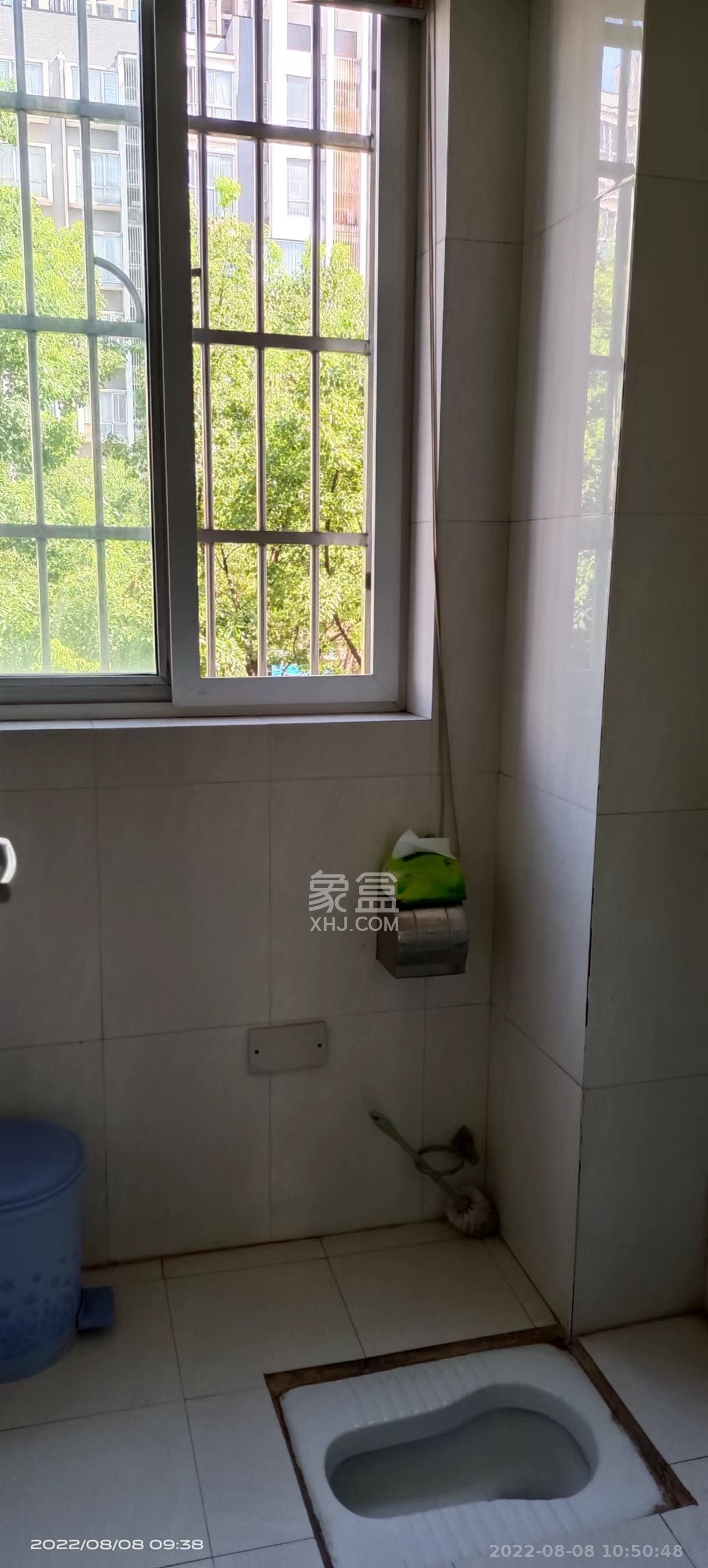 华银南苑  2室2厅1卫    2600.0元/月室内图