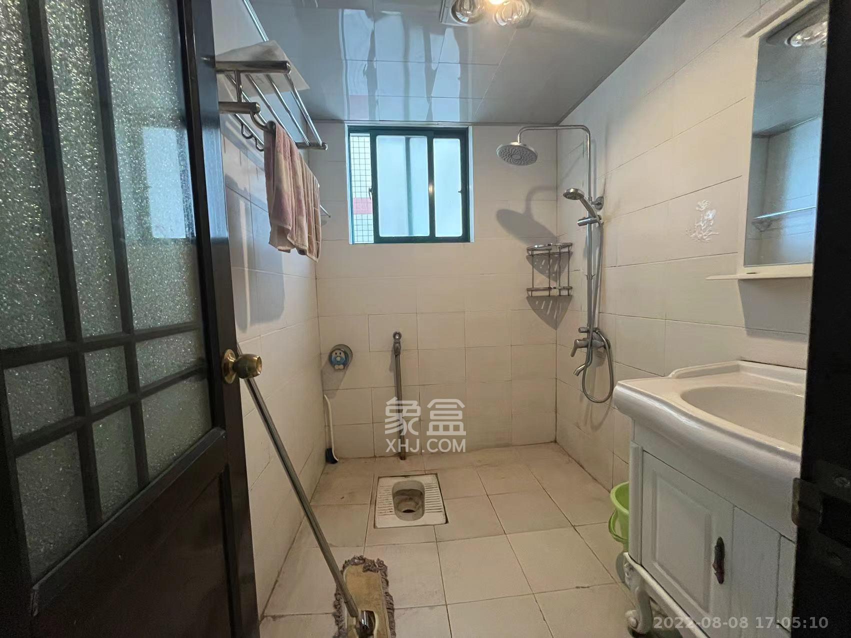明城公寓  3室2廳2衛(wèi)   2600.00元/月室內圖