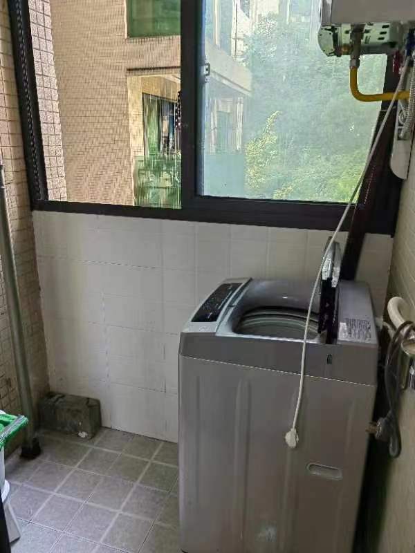 中天会展城A区  3室2厅2卫   3200.00元/月室内图