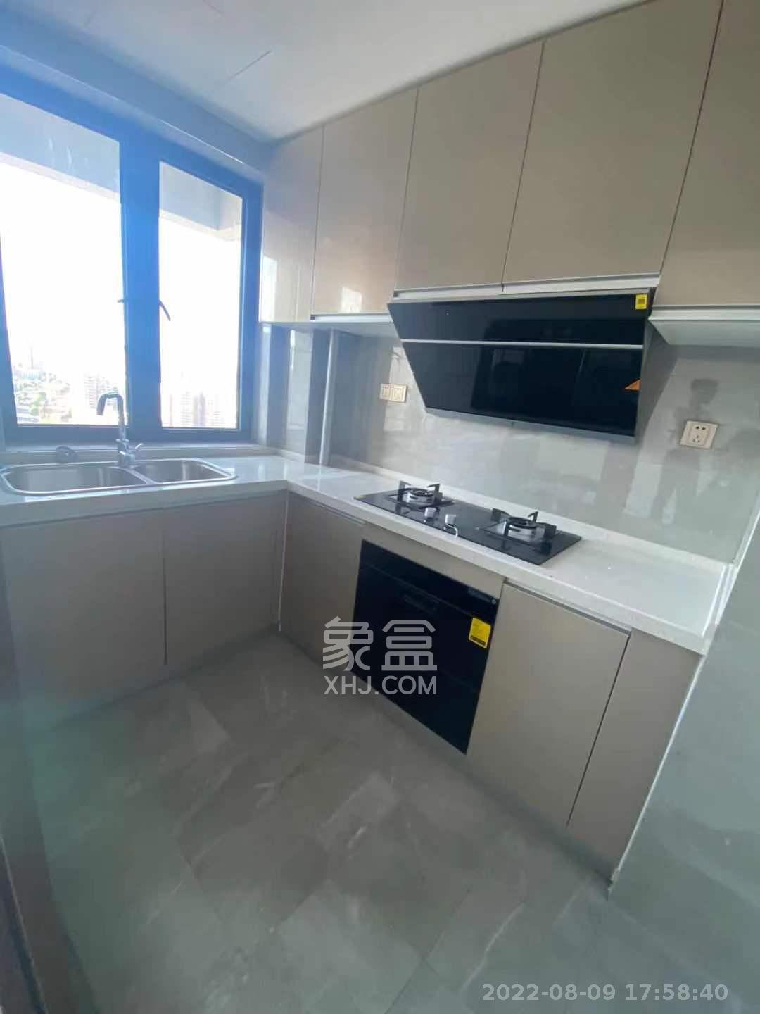 绿地长沙城际空间站(绿地新里佳苑) 4室2厅2卫 3700.0元/月 绿地长沙城际空间站(绿地新里佳苑) 4室2厅2卫 3700.0元/月室内图