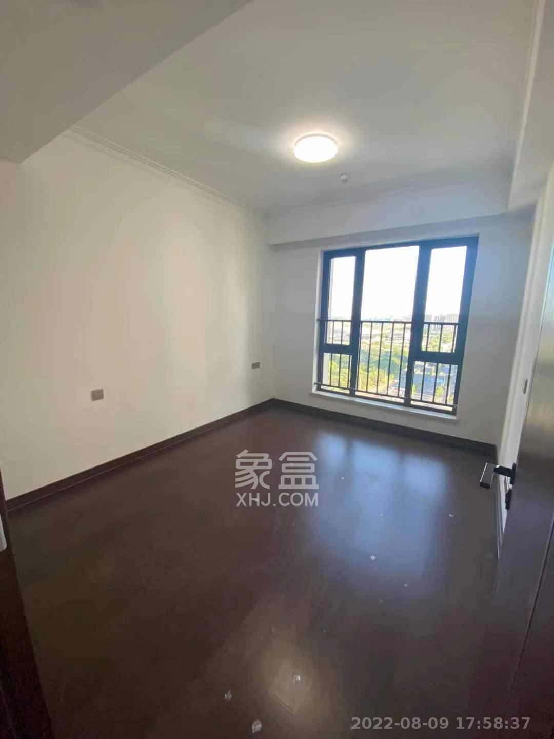 绿地长沙城际空间站(绿地新里佳苑) 4室2厅2卫 3700.0元/月 绿地长沙城际空间站(绿地新里佳苑) 4室2厅2卫 3700.0元/月室内图