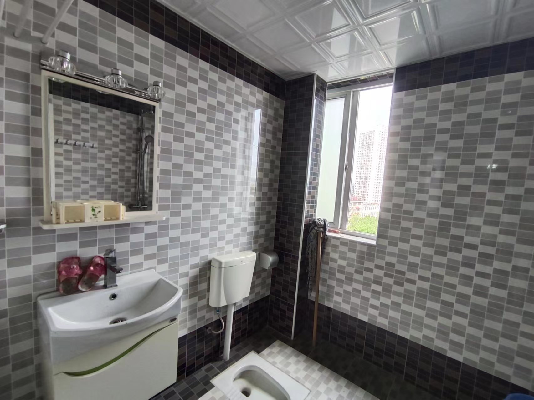 湘水1号  2室2厅1卫    45.0万 湘水1号  2室2厅1卫    45.0万室内图